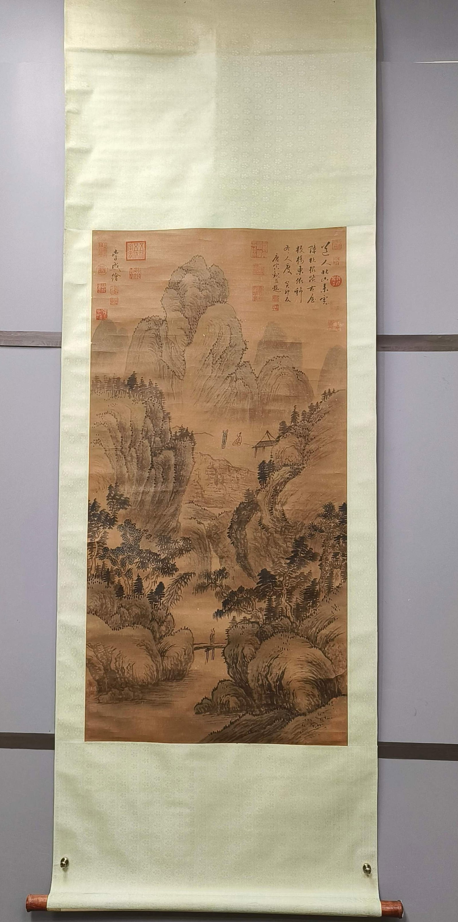 A Chinese Vertical Scroll Ink Painting of Landscape on Paper: A Chinese Vertical Scroll Ink Painting of Landscape on Paper,Li Chengxi,Size:50.4inx25.2in 一幅中国水墨山水画立轴,李成#