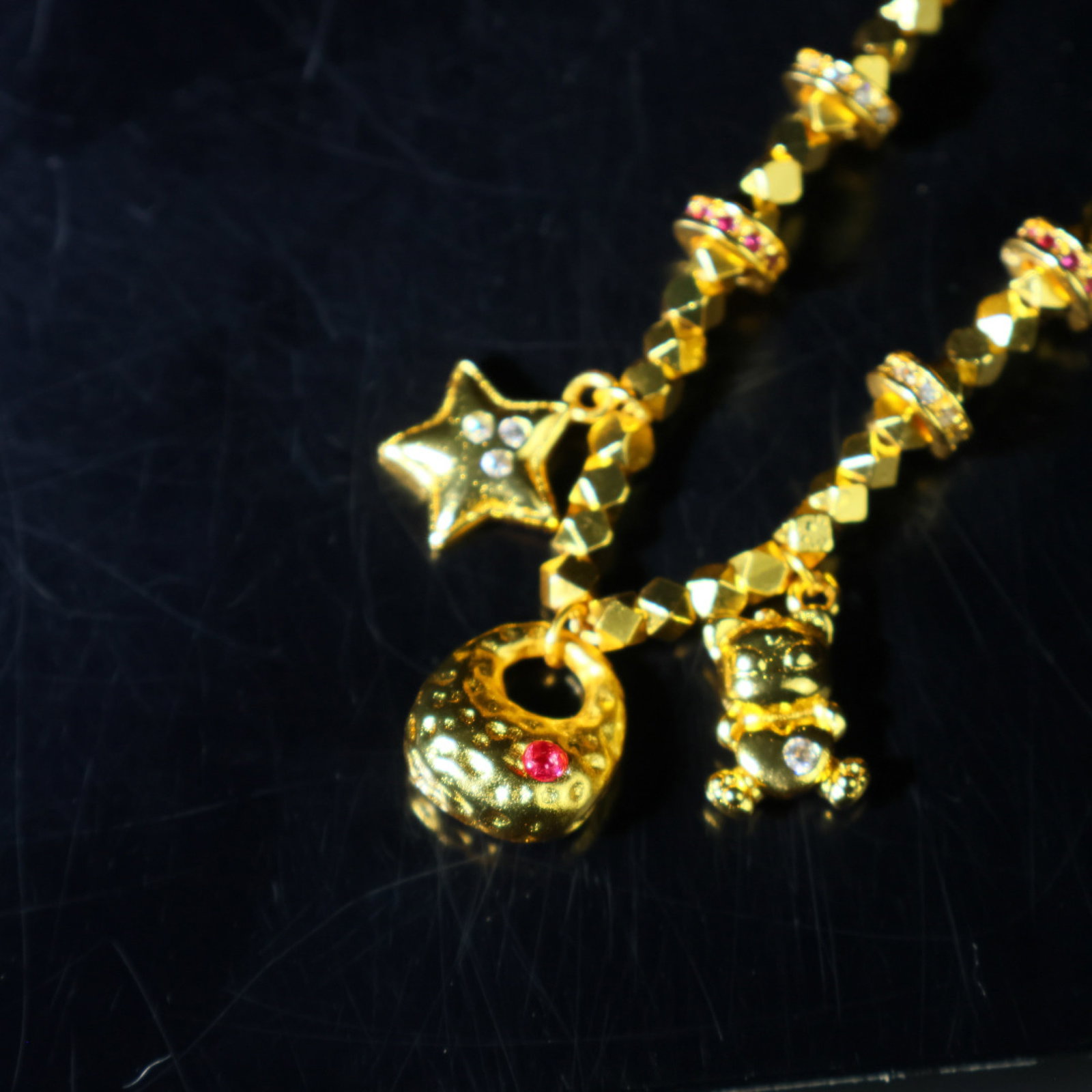 An Exquisite Bracelet - 5