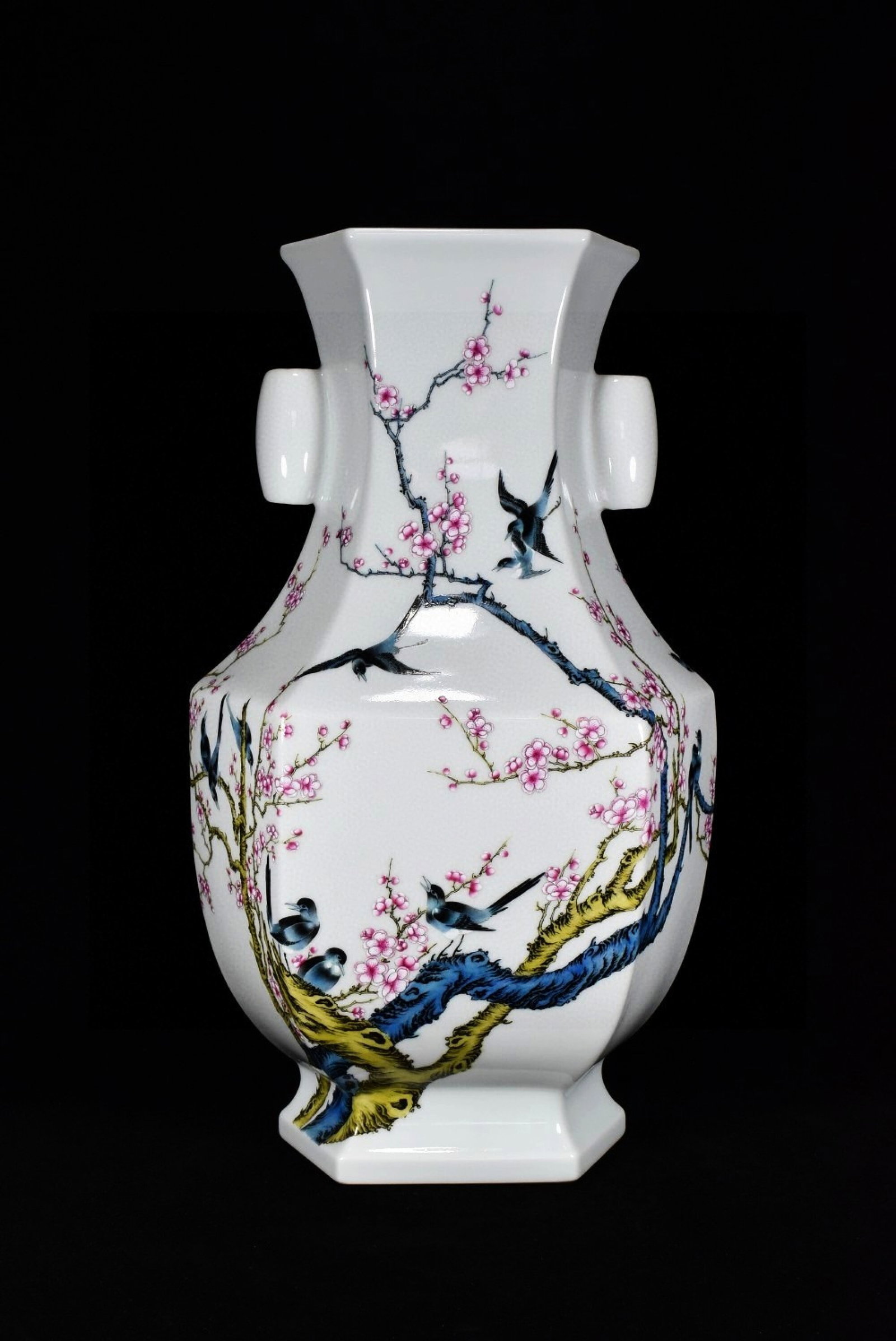 A Huge Enamel Flower and Bird Pattern Double-Ears Vase (1 of 9)