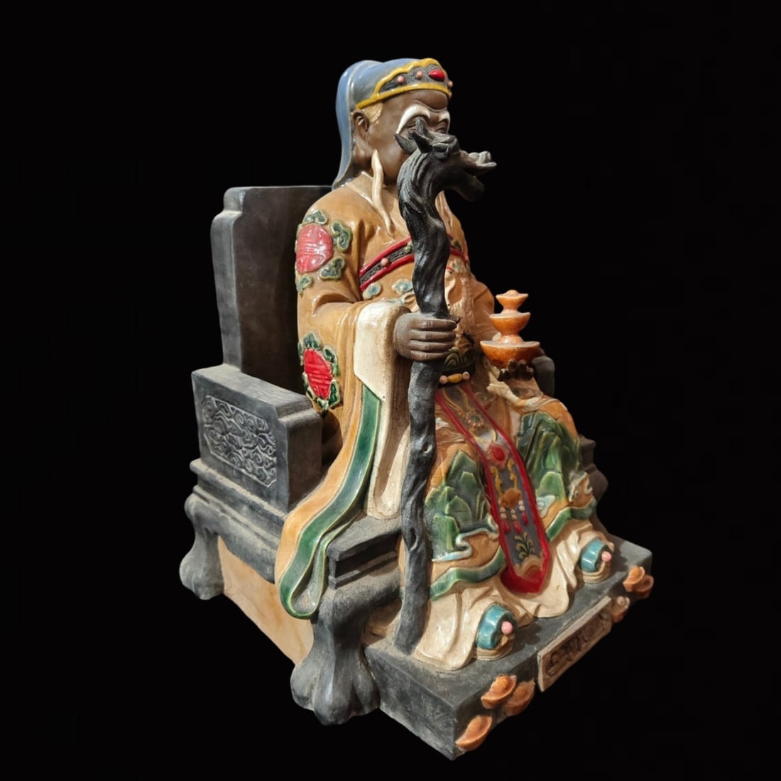 A Huge Shiwan yao Figure Ornament: A Huge Shiwan yao Figure Ornament,the Republic of China,With Mark,Size:12.6inx10.6inx16.3in 石湾窑人物摆件,中国民国时期,&#