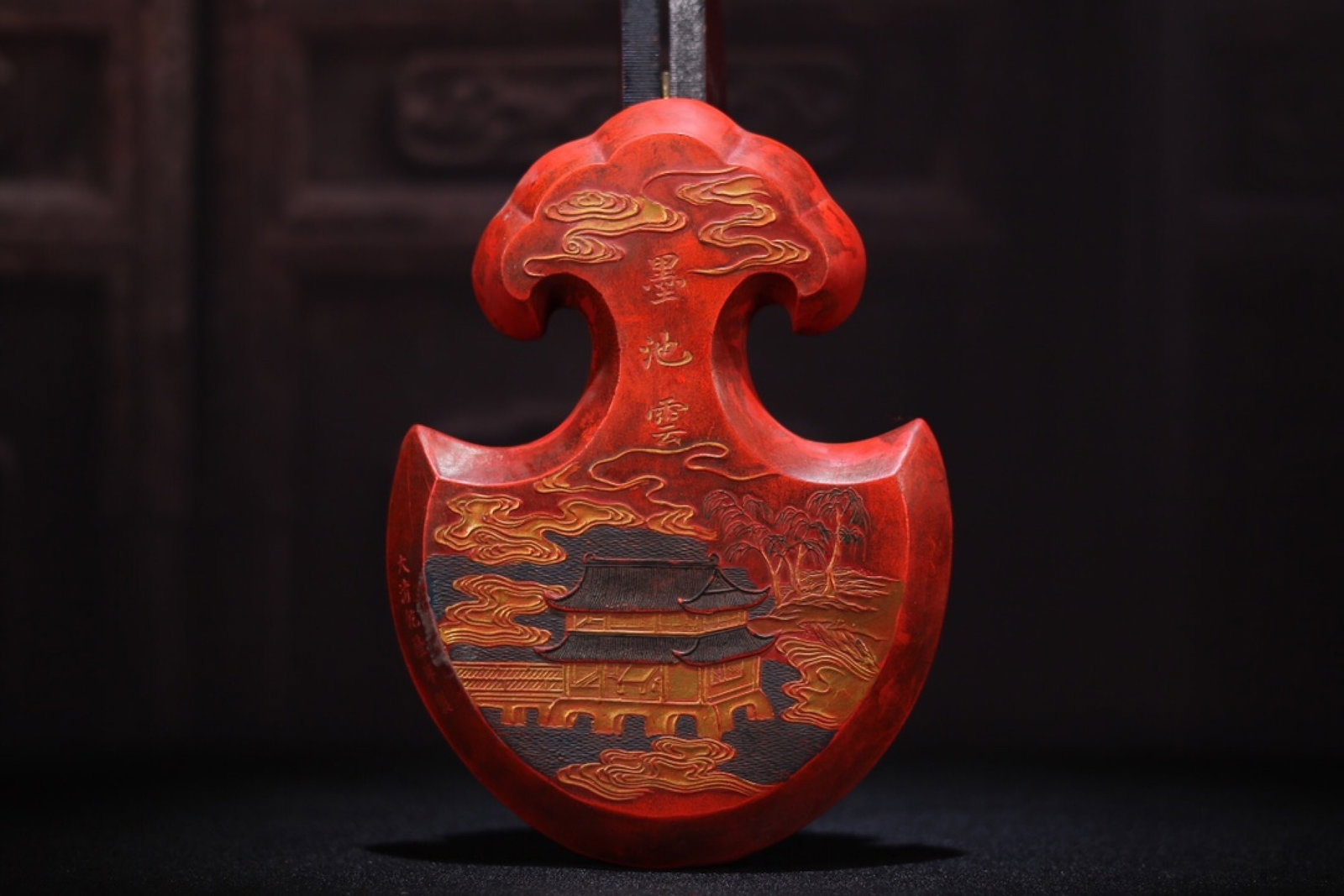 An Exquisite Cinnabar Landscape Pattern Ornament - 2