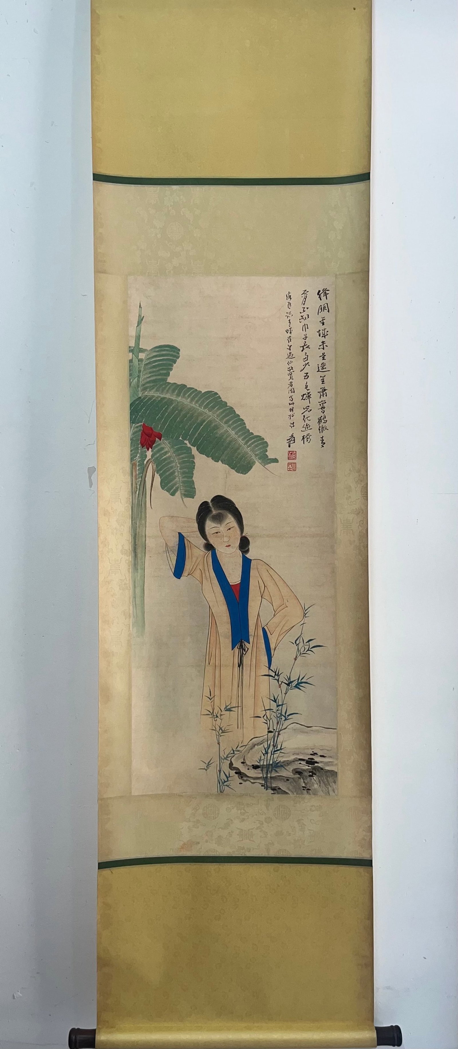 A Chinese Vertical Scroll Ink Painting of Figure on Paper (1 of 9)