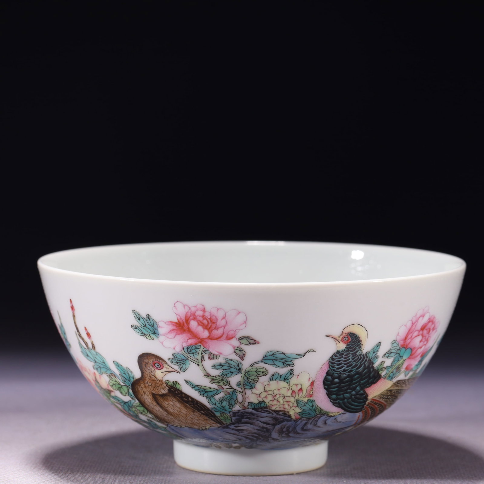An Exquisite Famille-Rose Flower and Peacock Pattern Bowl: An Exquisite Famille-Rose Flower and Peacock Pattern Bowl,Qing Dynasty,China,Yongzheng Six-character Mark,Size:5.7inx2.8in,Weight:200g 粉彩花卉孔雀纹碗,