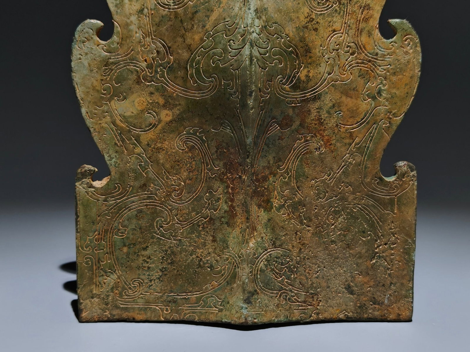 An Archaic Bronze Phoenix Pattern Ornament - 2