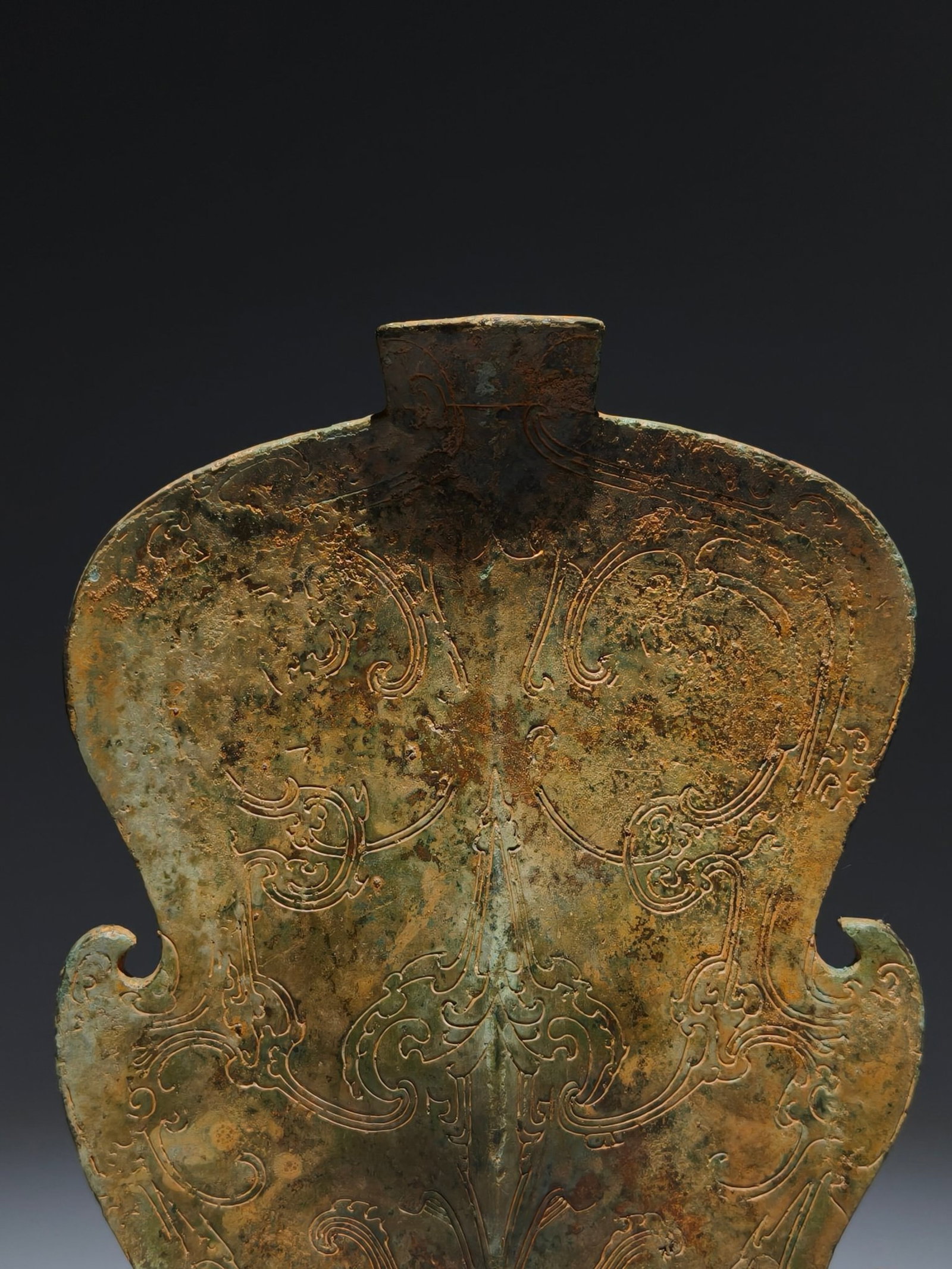 An Archaic Bronze Phoenix Pattern Ornament - 3
