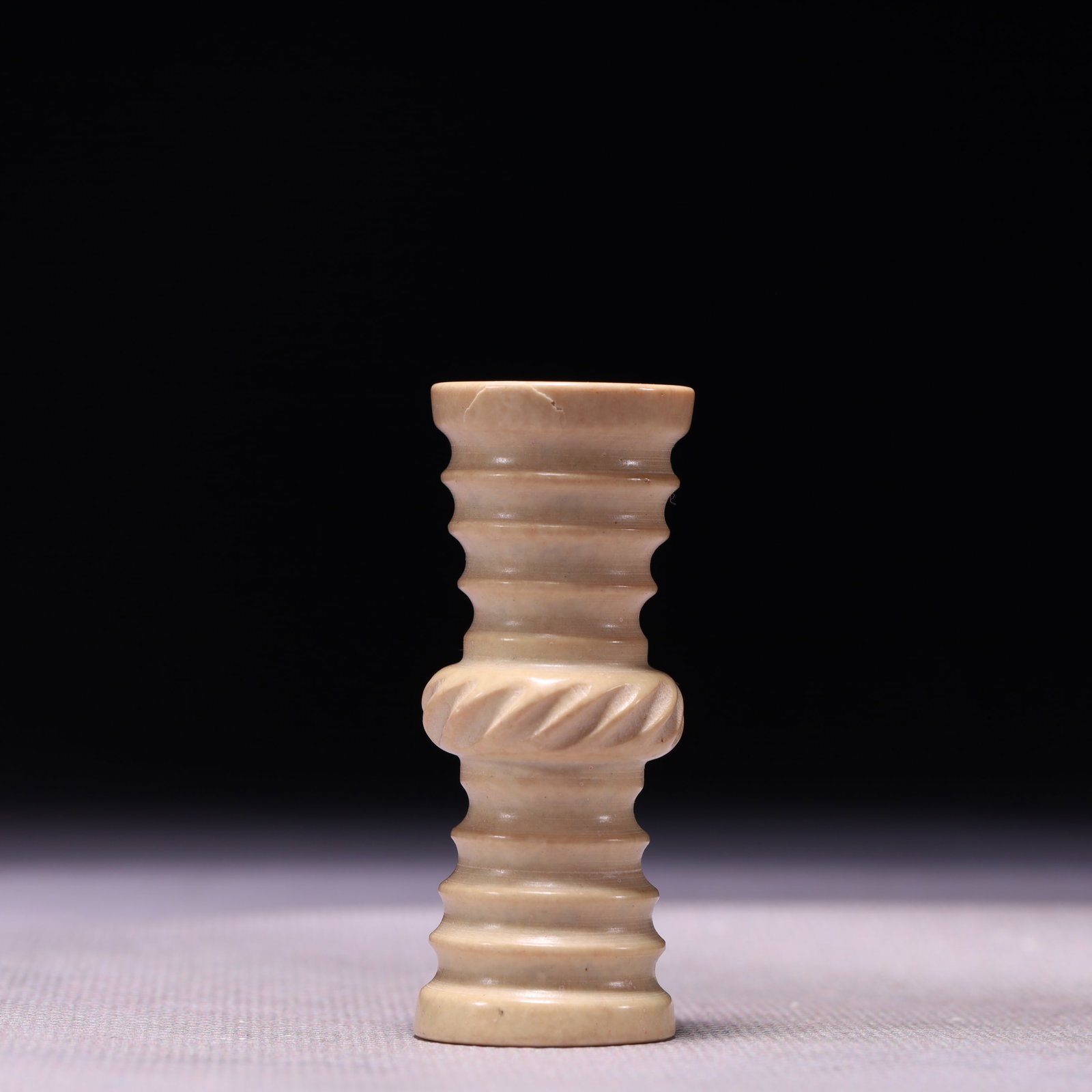 An Archaic Hongshan Culture Yellow Jade Pendant: An Archaic Hongshan Culture Yellow Jade Pendant,Ancient Time,China,Size:0.8inx2.2in,Weight:41g 红山文化黄玉挂件,中国新石器
