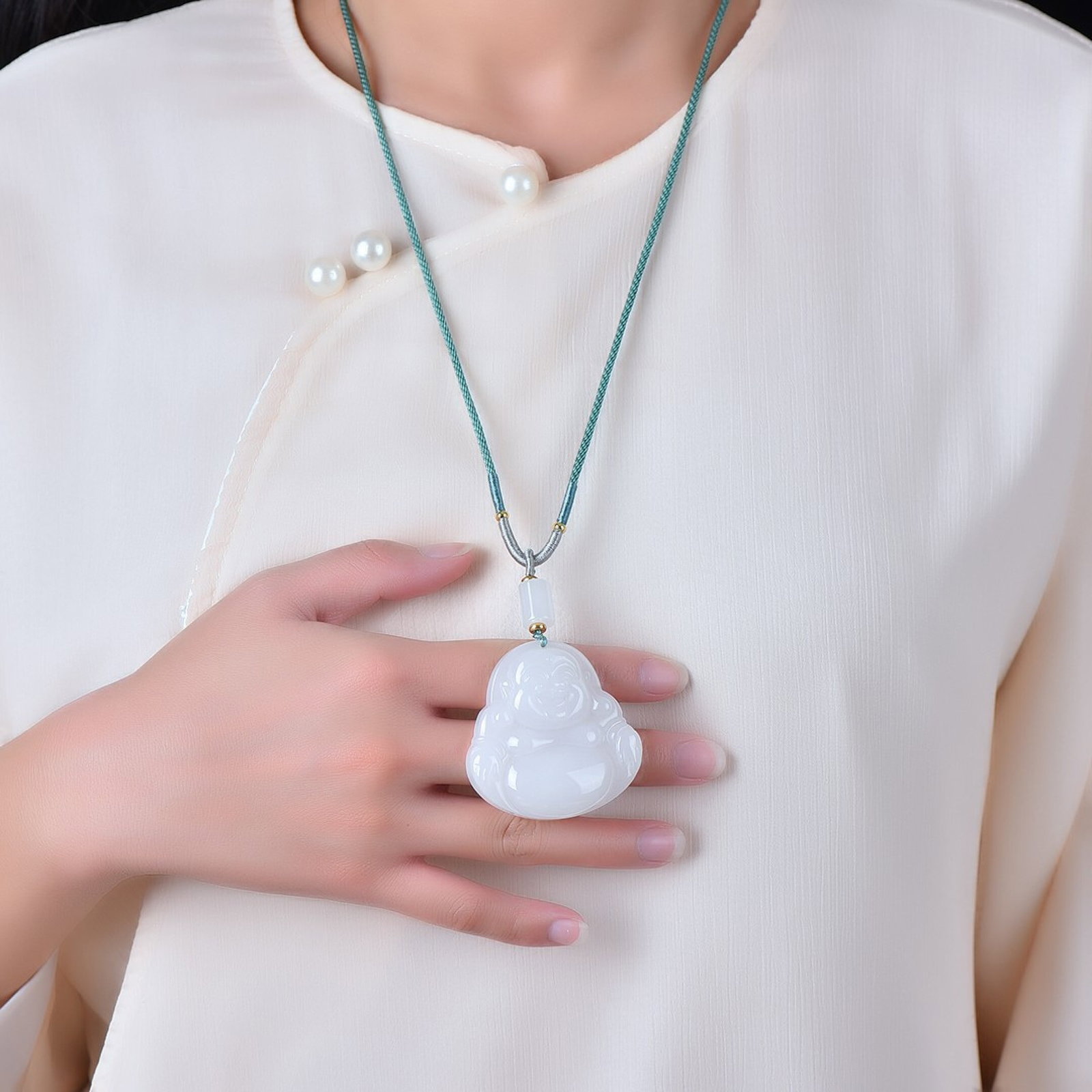 An Exquisite White Jade Statue of Maitreya Buddha Pendant: An Exquisite White Jade Statue of Maitreya Buddha Pendant,Size:48mmx49mm 白玉弥勒佛挂件