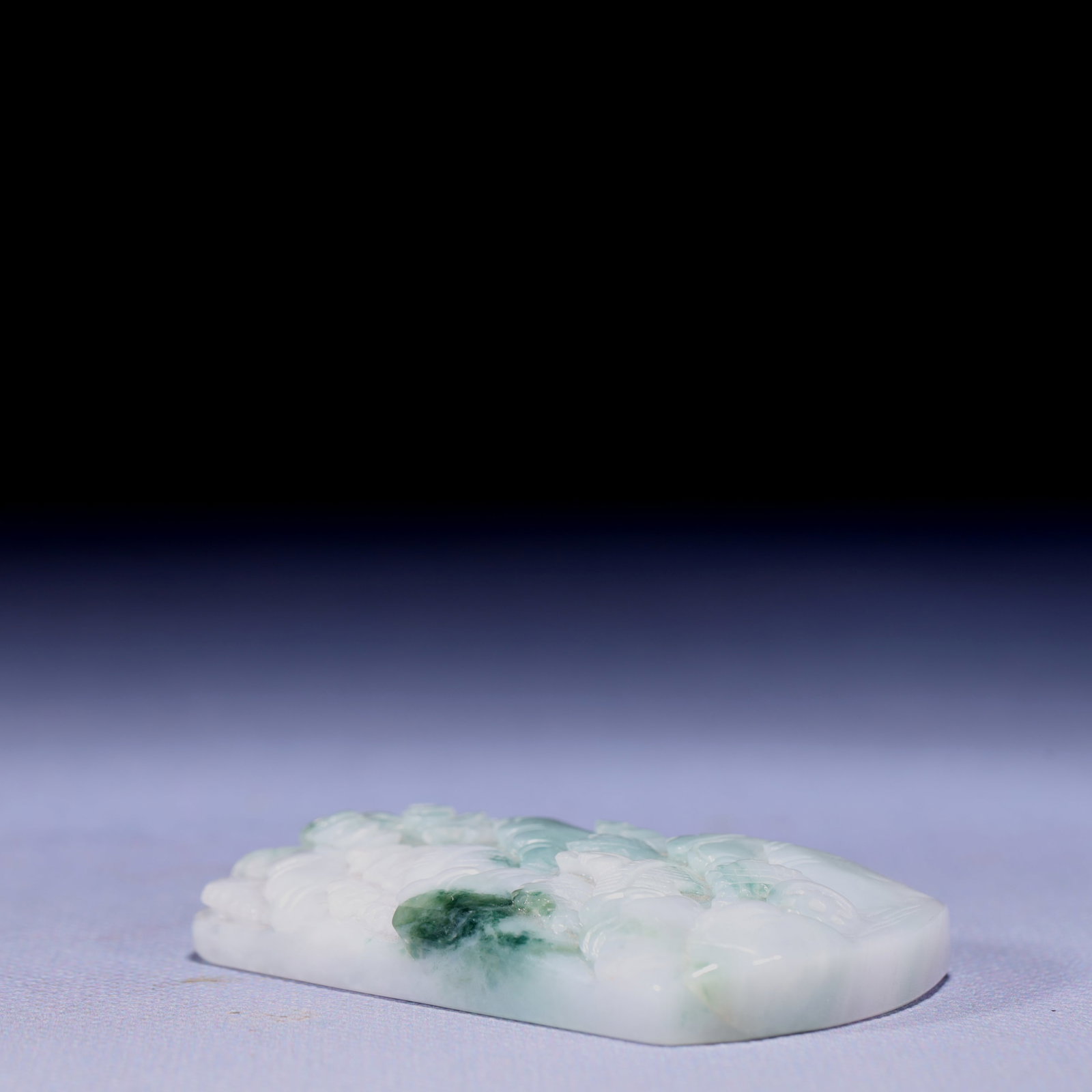 An Exquisite Jadeite Landscape Pattern Pendant - 5