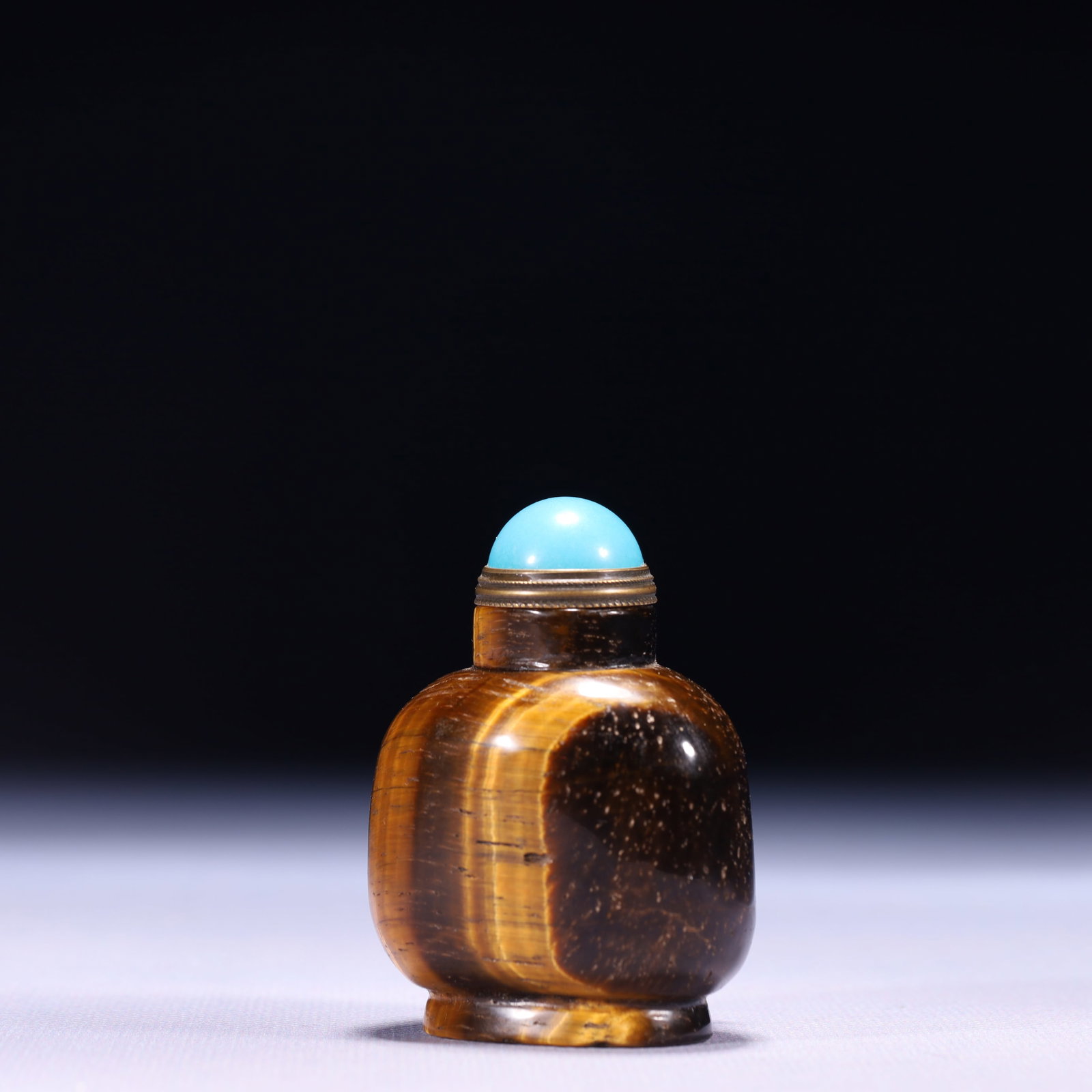 An Exquisite Agate Golden Toad Pattern Snuff Bottle - 5