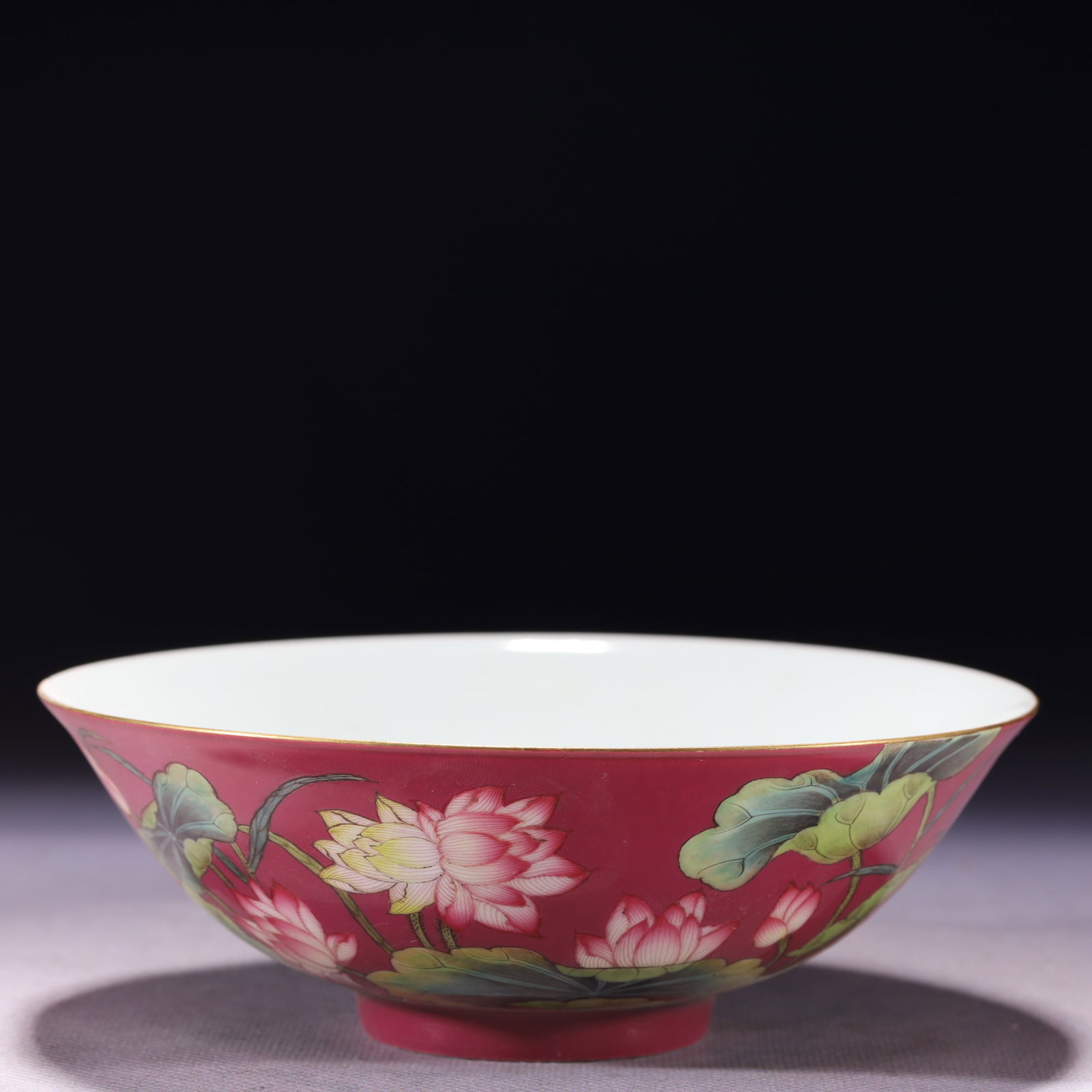 An Exquisite Ruby Red-Glazed Famille-Rose Painted Gold Lotus Pattern Bowl (1 of 13)
