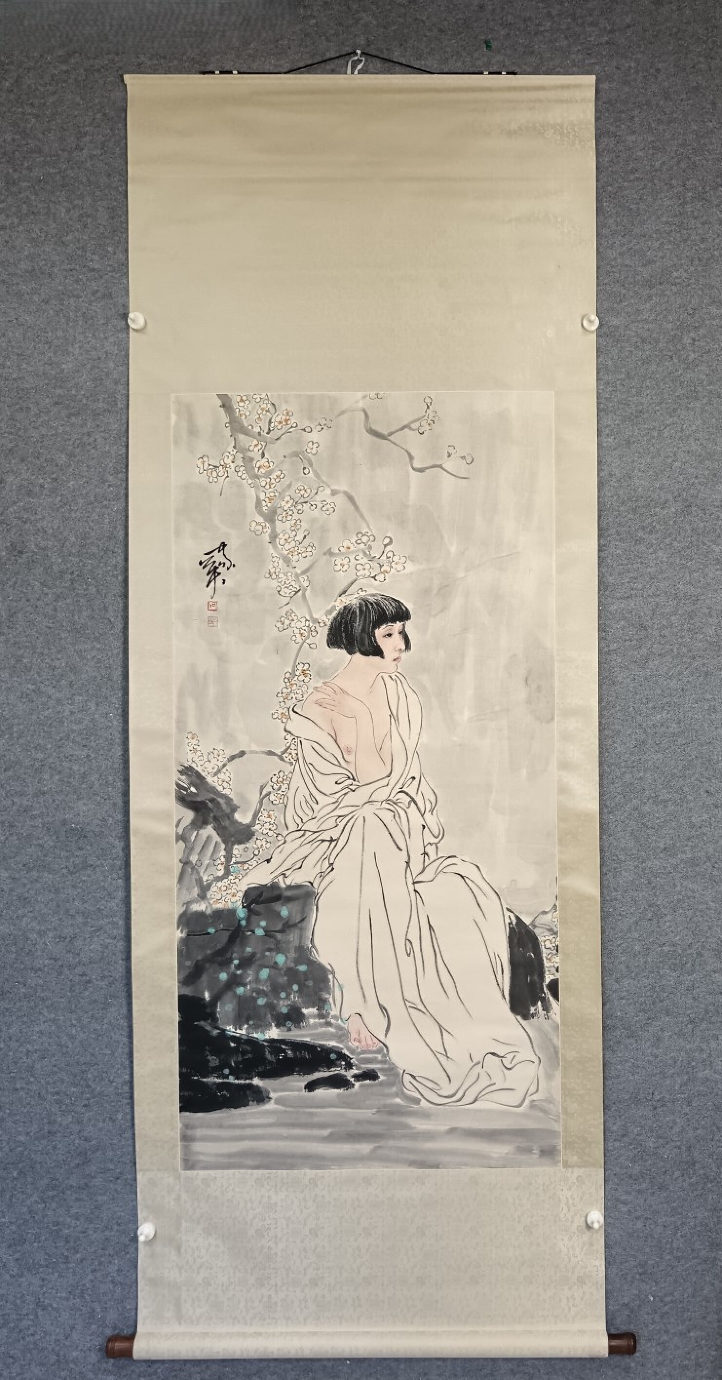 A Chinese Vertical Scroll Ink Painting of Figure on Paper: A Chinese Vertical Scroll Ink Painting of Figure on Paper,He Jiaying,Size:26.4inx54.3in 一幅中国水墨人物画立轴,何家英