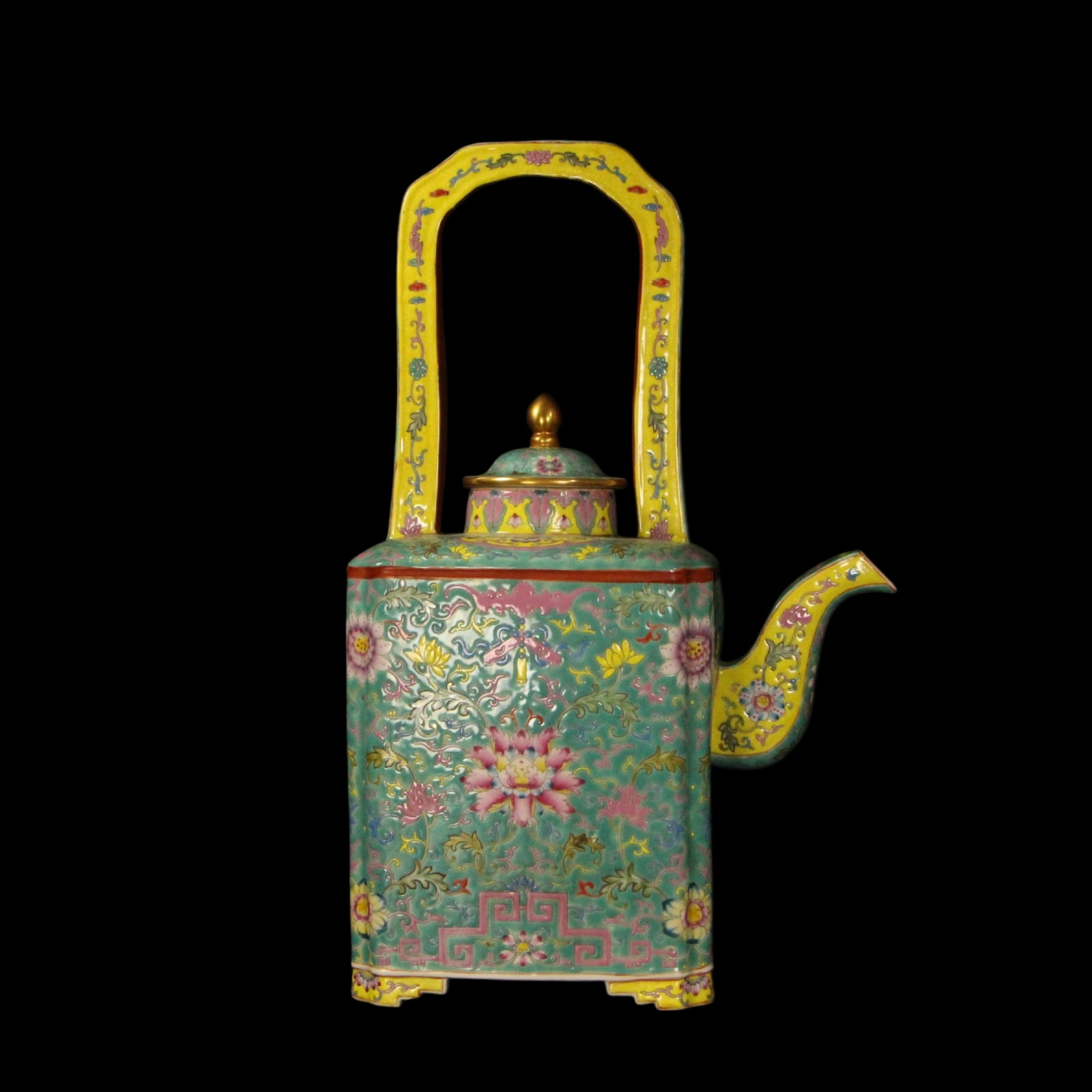 An Exquisite Enamel Lotus Pattern Loop-Handled Pot - 4
