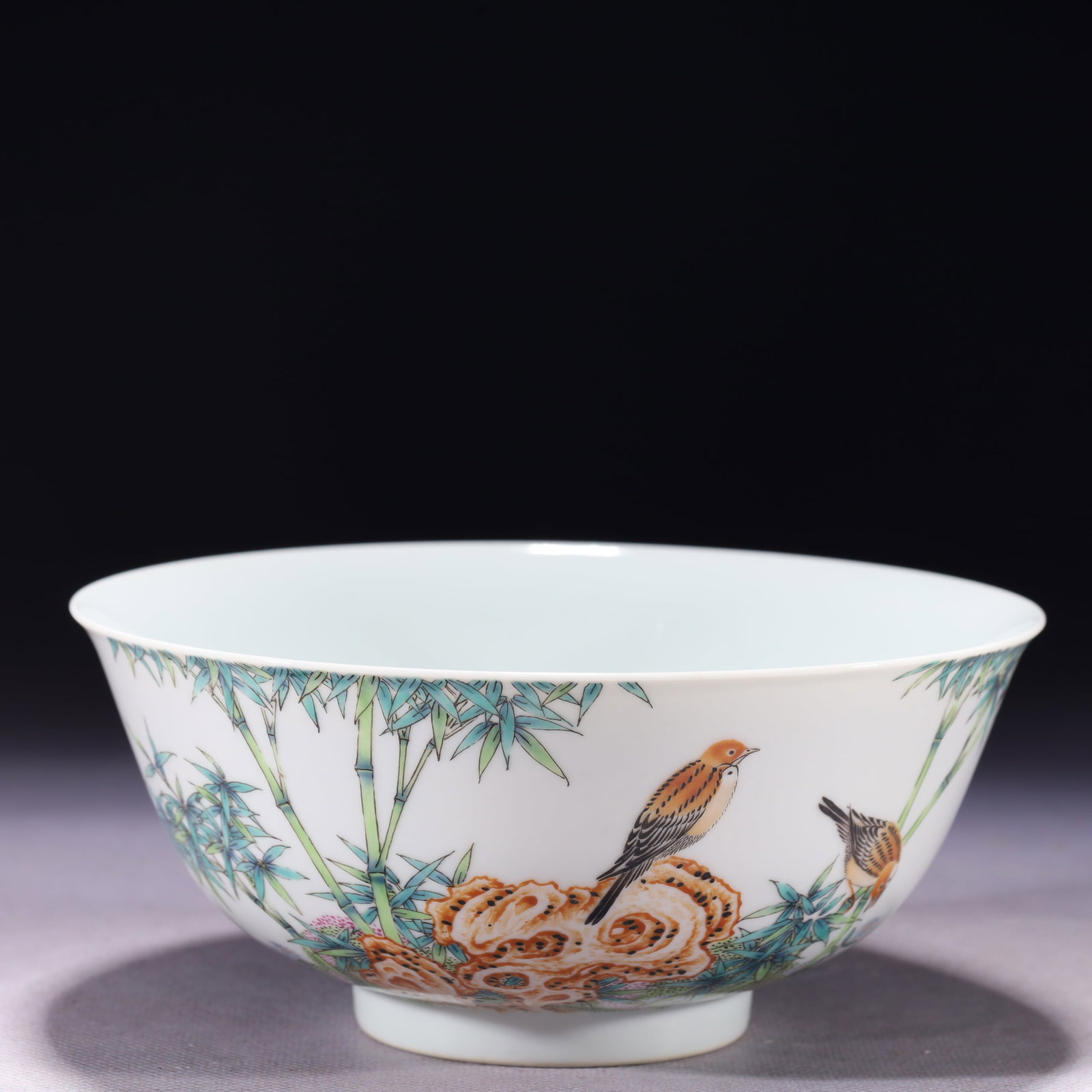An Exquisite Famille-Rose Flower and Bird Pattern Bowl,with poem: An Exquisite Famille-Rose Flower and Bird Pattern Bowl,with poem,Qing Dynasty,China,Yongzheng Four-character Mark,Size:6.3inx2.8in,Weight:250g 粉彩花鸟纹碗,带