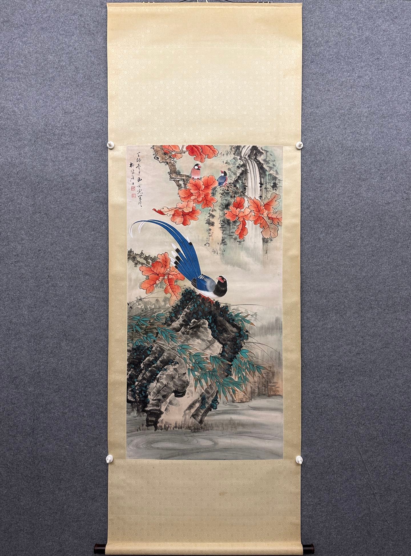 A Chinese Vertical Scroll Ink Painting of Flower and Bird on Paper: A Chinese Vertical Scroll Ink Painting of Flower and Bird on Paper,Tian Shiguang,Size:25.6inx51.2in 一幅中国水墨花鸟画立轴,田
