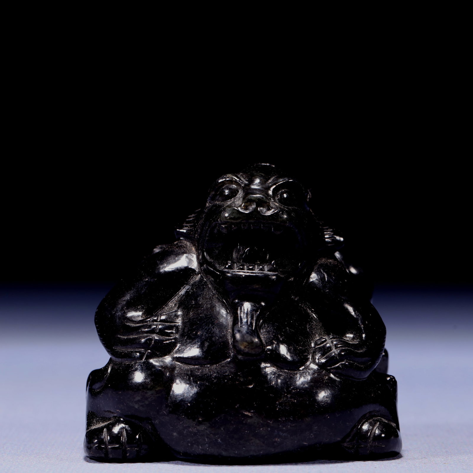 An Exquisite Archaic Jade Bear Ornament: An Exquisite Archaic Jade Bear Ornament,Ancient Time,China,Size:2.4inx1.6inx2.2in,Weight:205g 高古玉熊摆件,中国远古时期