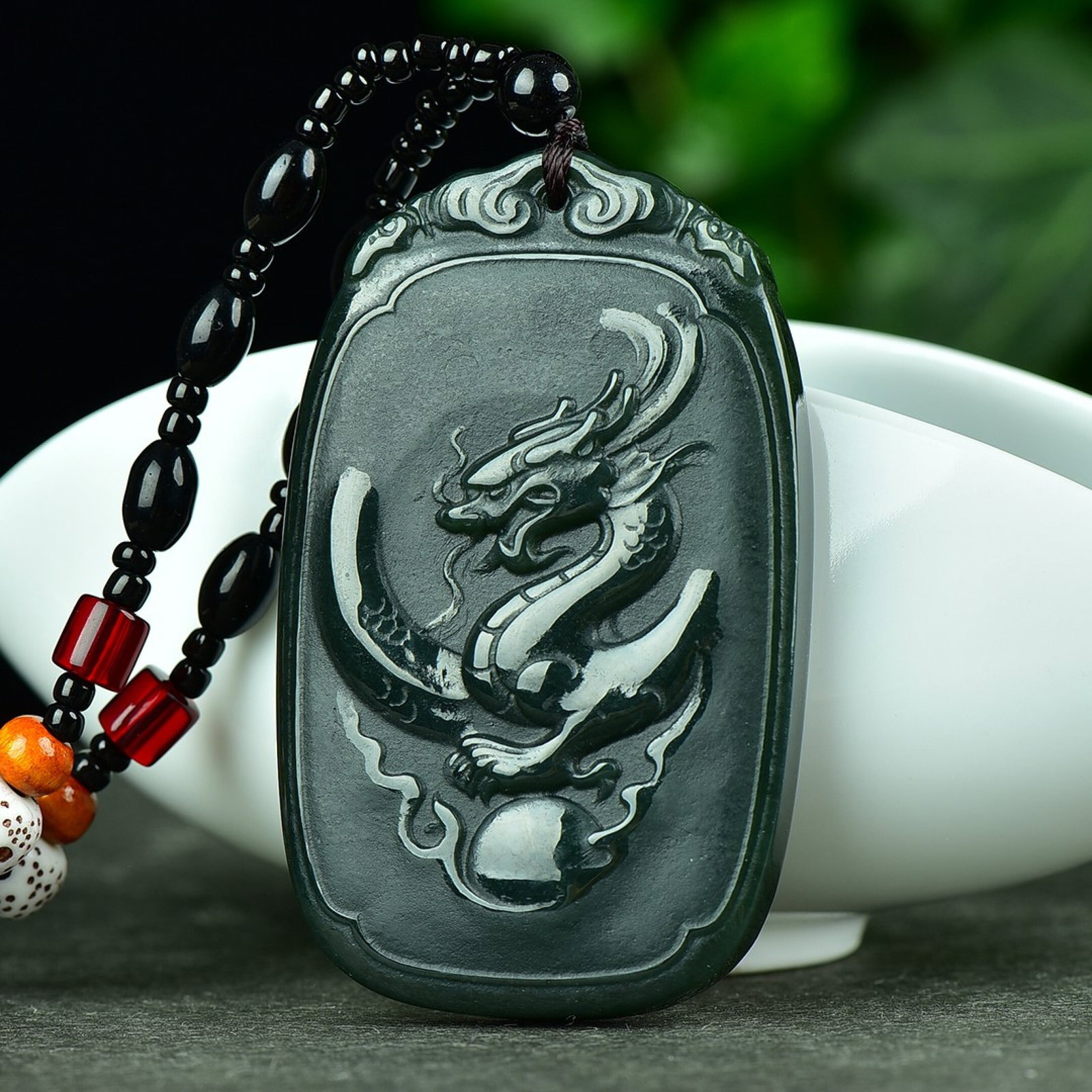 An Exquisite Jasper Dragon Pattern Pendant - 2