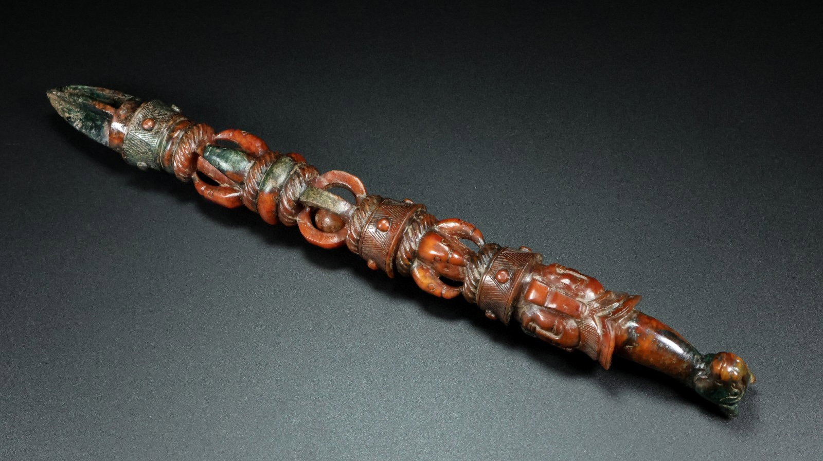 An Exquisite Archaic Jade Ritual Implement - 2