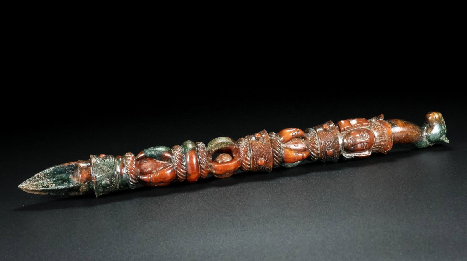 An Exquisite Archaic Jade Ritual Implement - 4