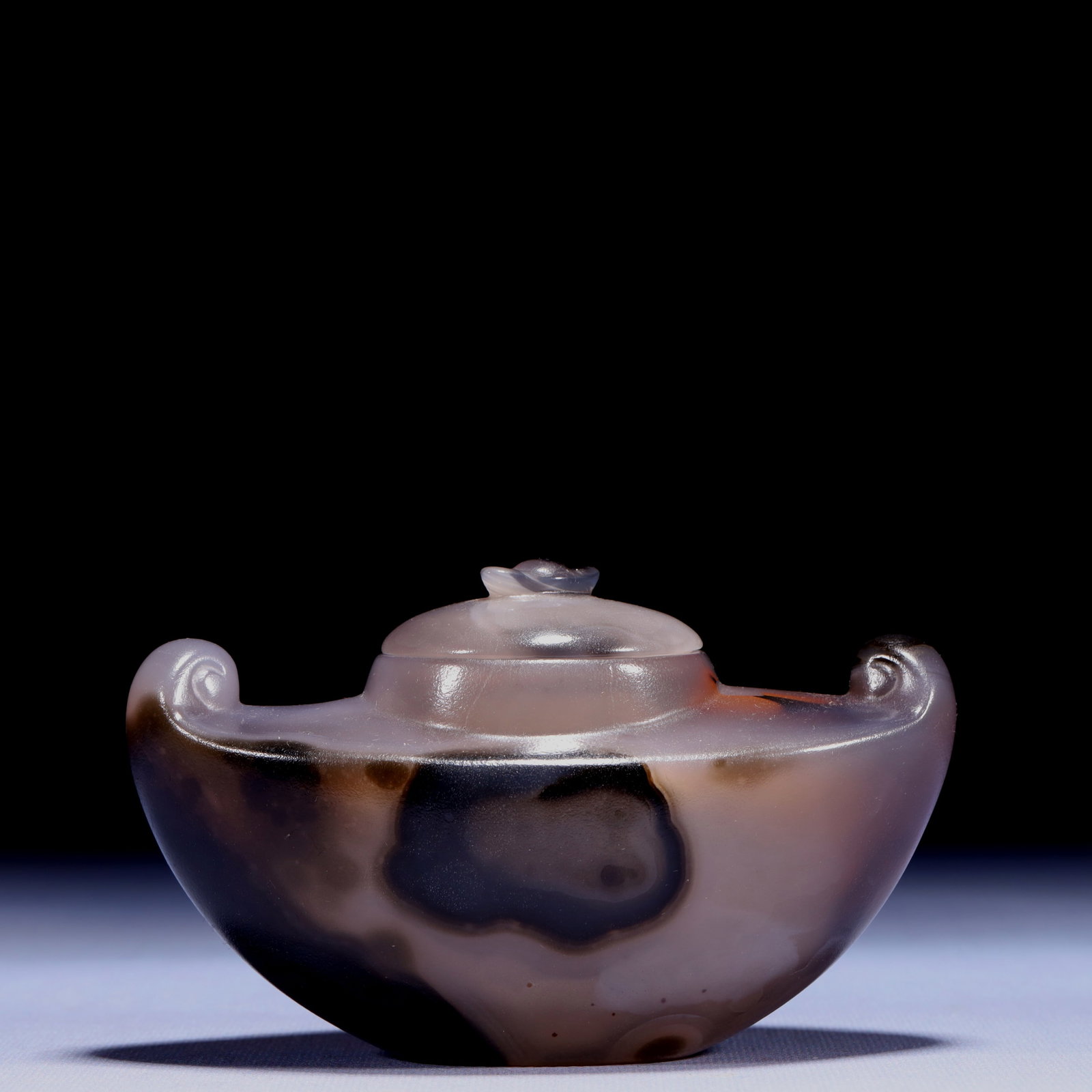 An Exquisite Agate Brush Washer (1 of 14)