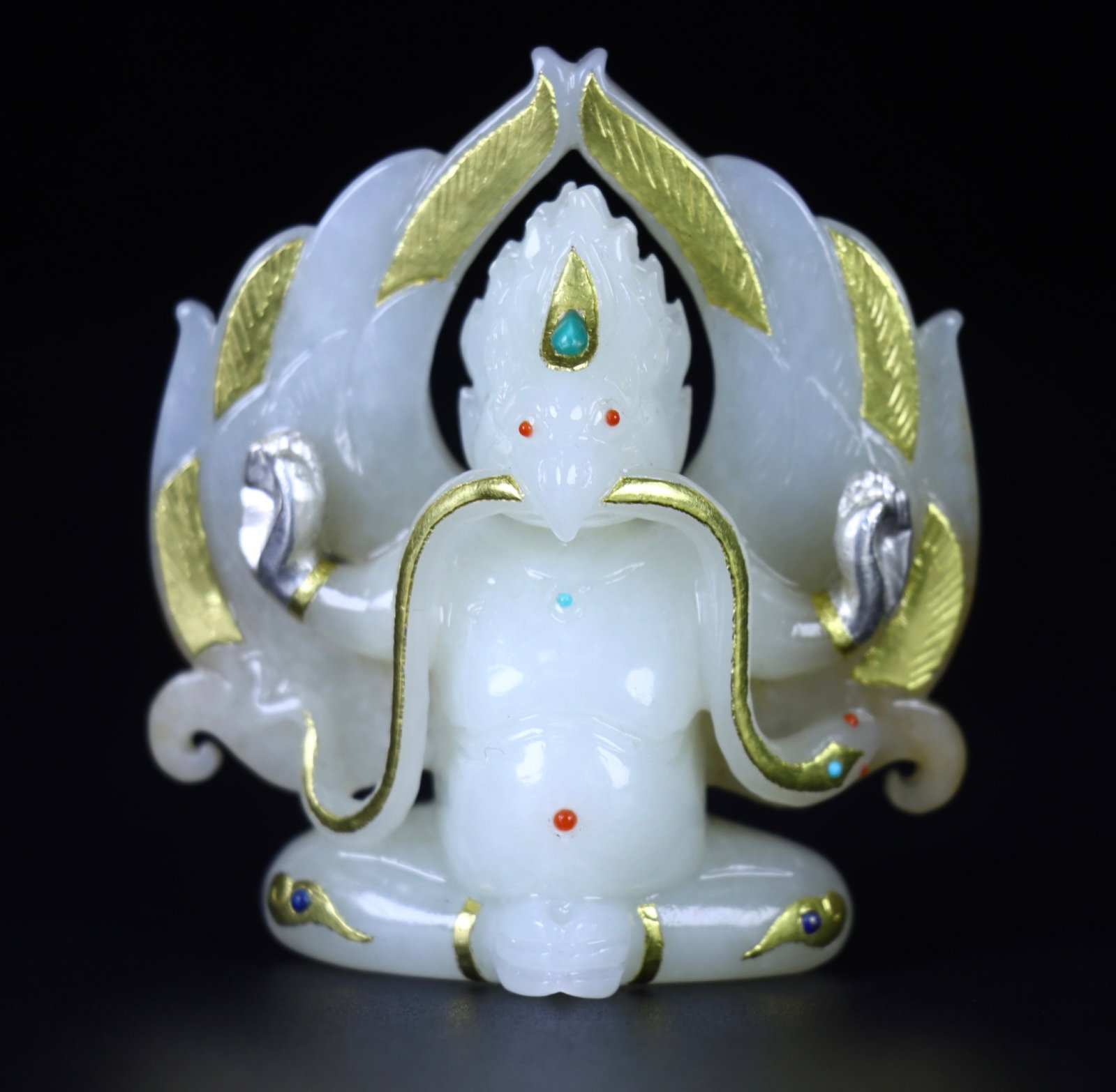 An Exquisite White Jade Cover with Gold Roc Ornament: An Exquisite White Jade Cover with Gold Roc Ornament,Qing Dynasty,China,Size:2.4inx1inx2.6in,Weight:67g 白玉包金大鹏鸟摆件,中国清
