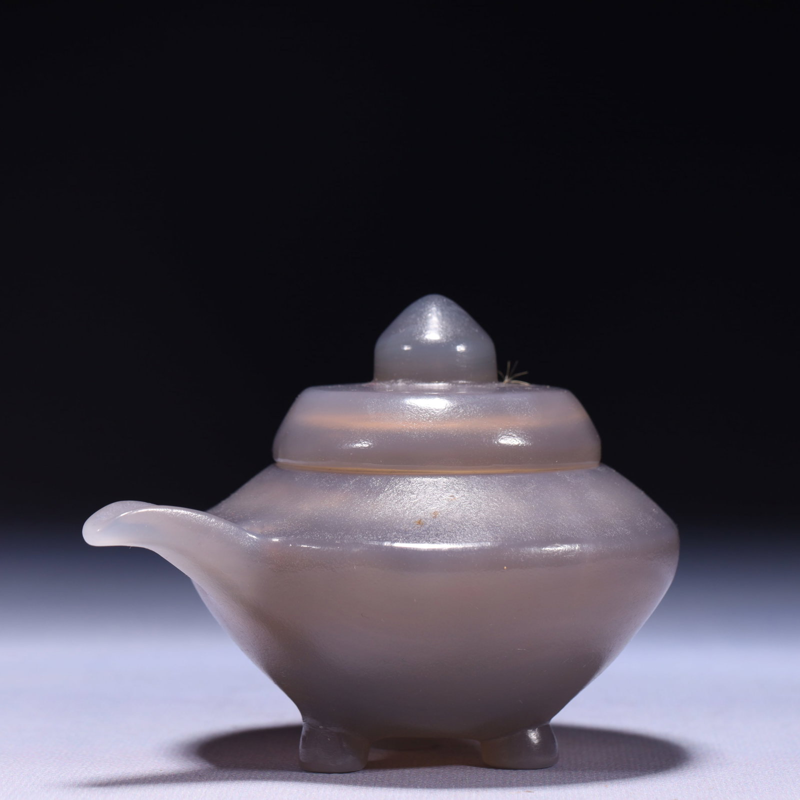 An Exquisite Agate Teapot - 4