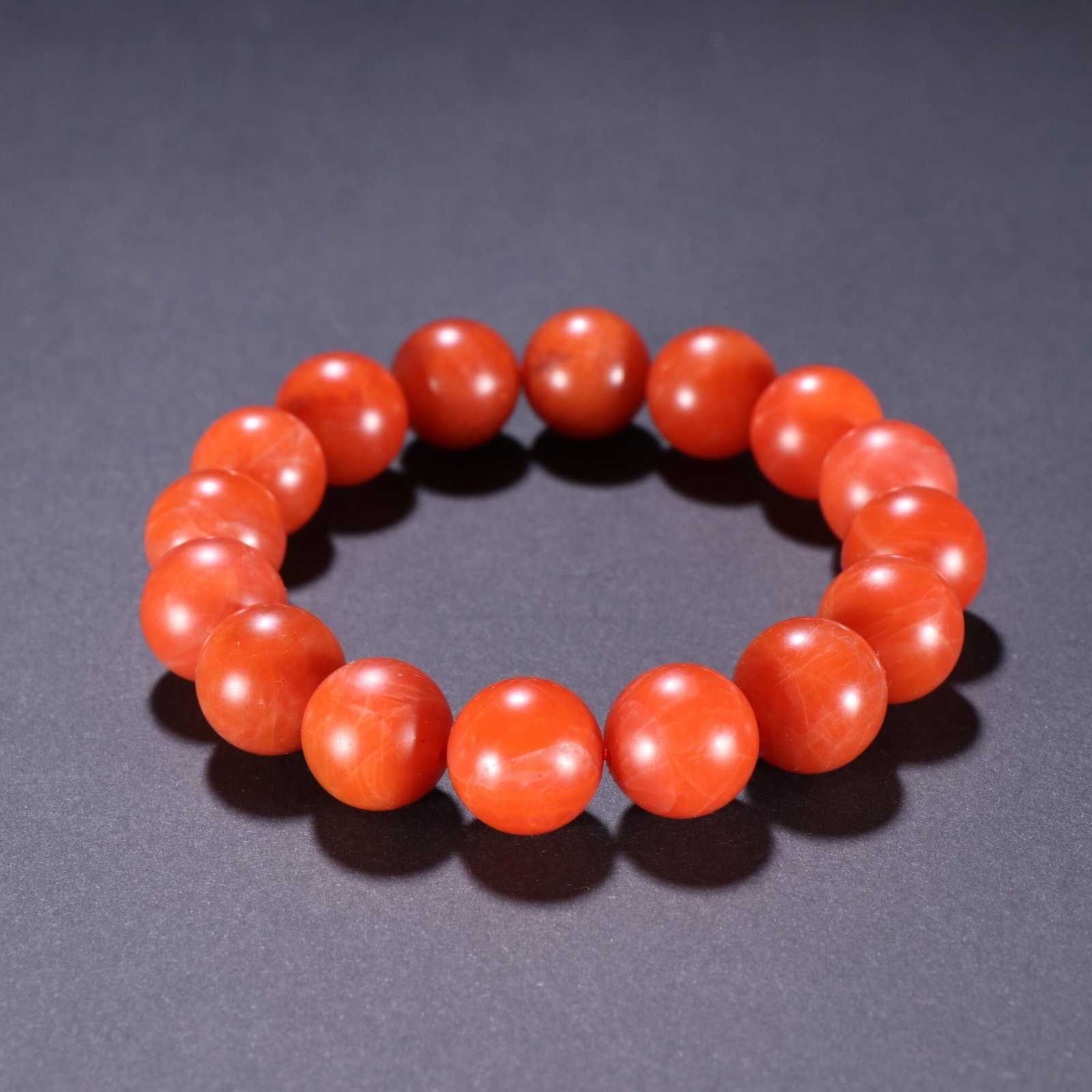 An Exquisite Agate Bracelet - 2