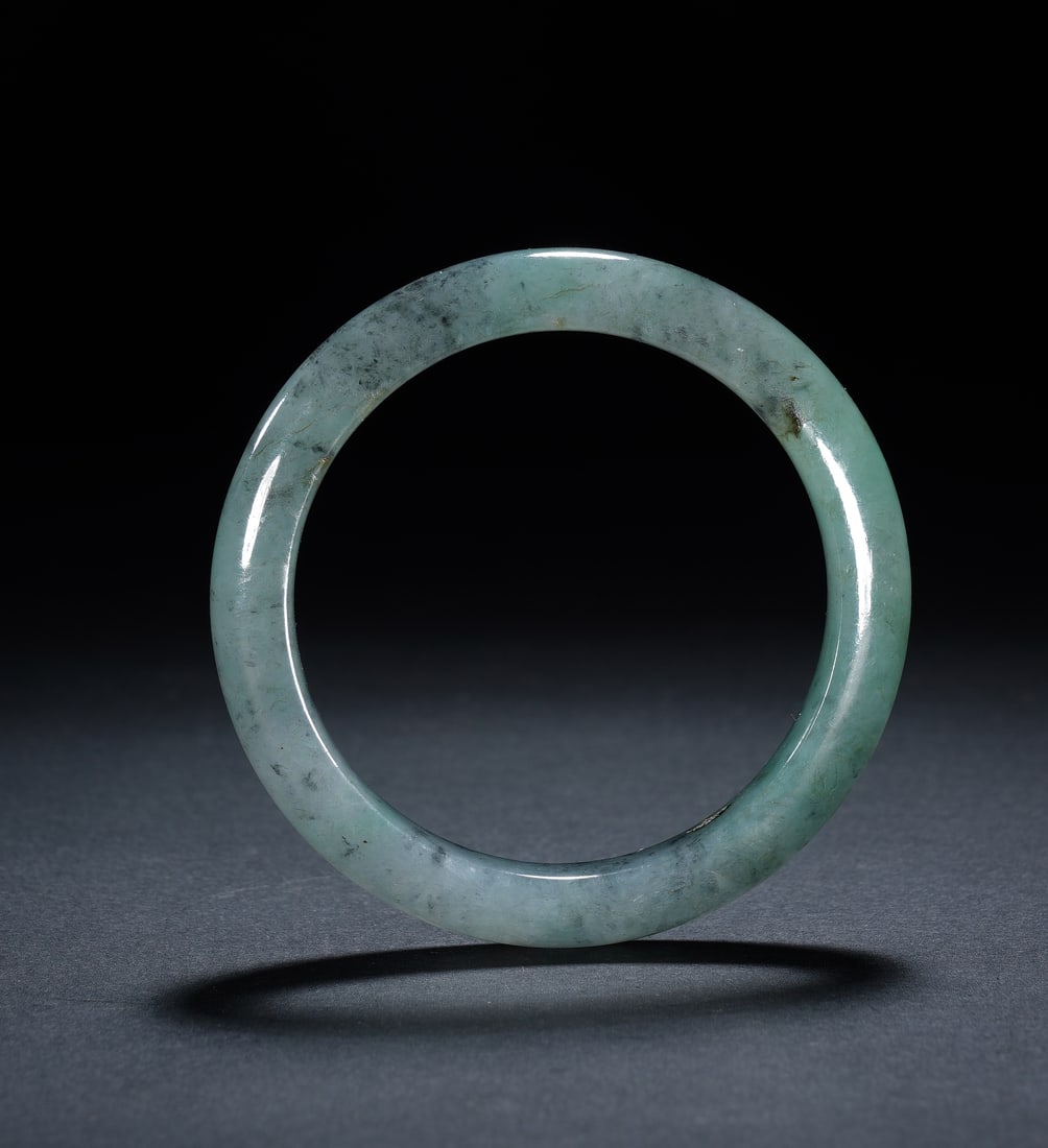 An Exquisite Floating Flower Jadeite Bangle - 4