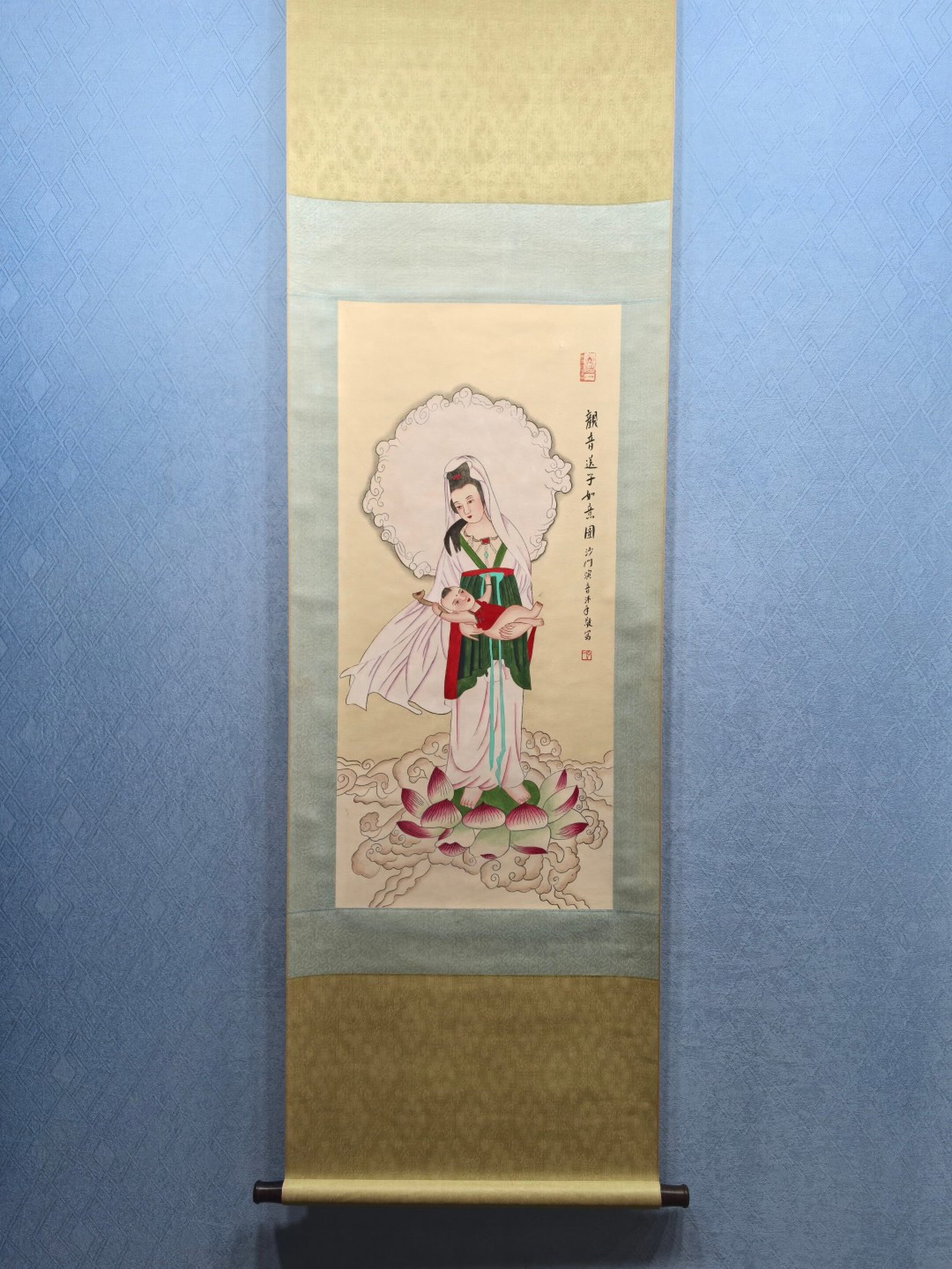 Chinese Ink Guanyin Hanging Scroll,Ink on Paper: Chinese Ink Guanyin Hanging Scroll,Ink on Paper,Hong Yi ,Size:16.9inx36.5in,一副中国水墨纸本观音立轴,弘一,