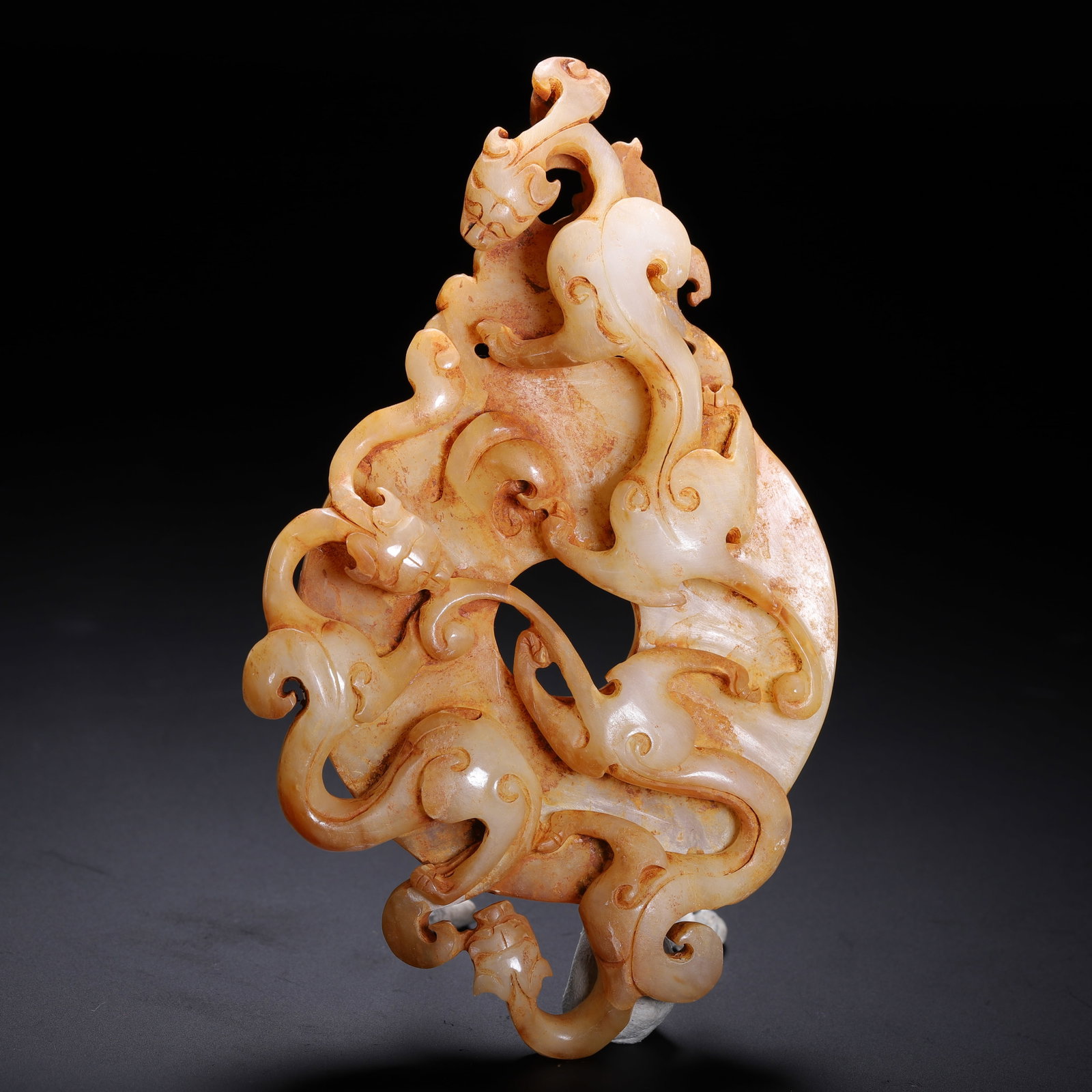 An Exquisite White Jade Pendant Carved With Dragon,Phoenix And Chilong Pattern (1 of 9)