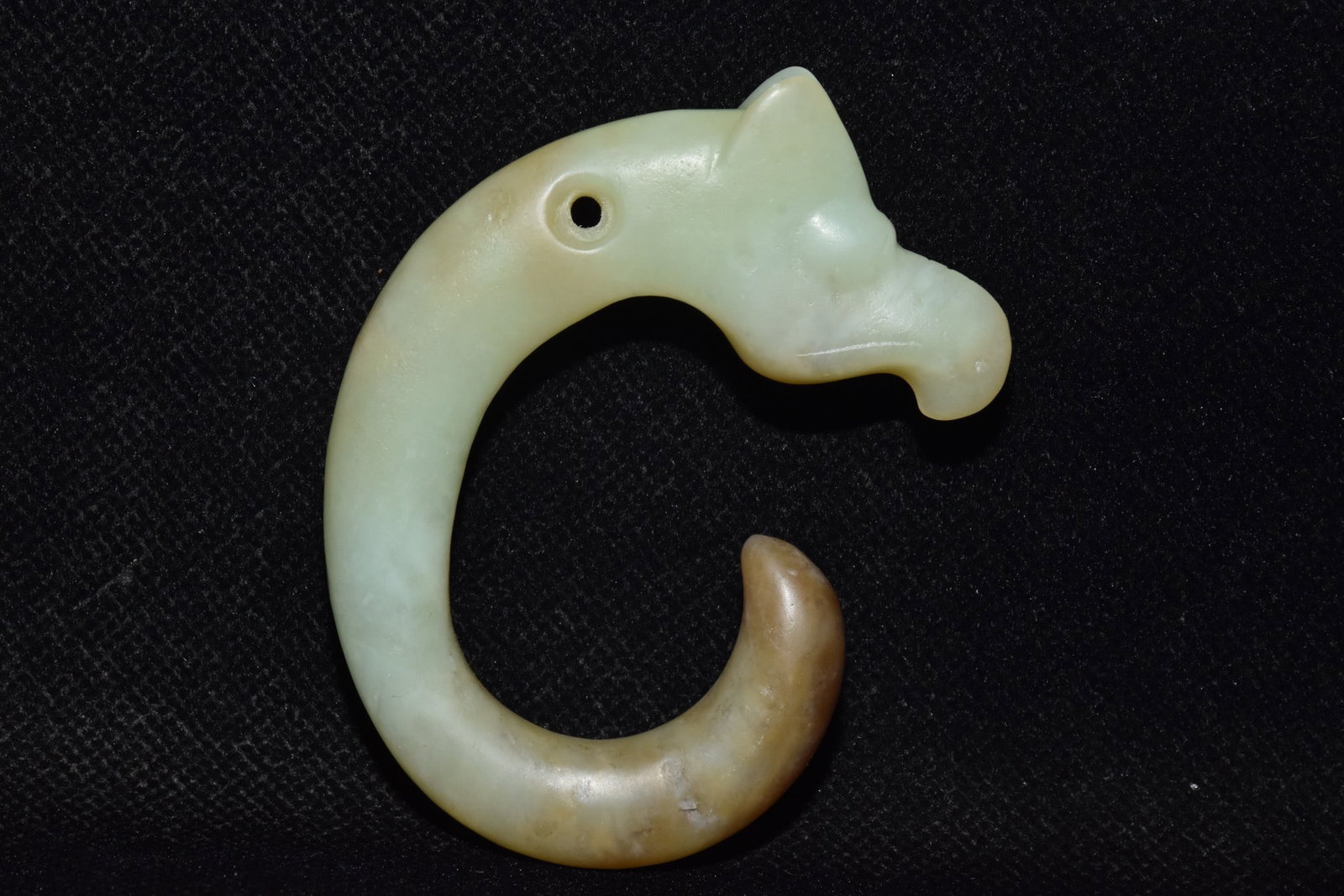 A Fine White Jade C-Shaped Dragon Pendant (1 of 2)