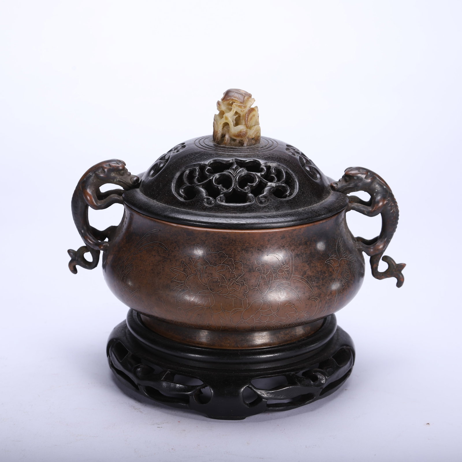 An Exquisite Copper Incense Burner With Floral Pattern And Chilong Ears (1 of 9)