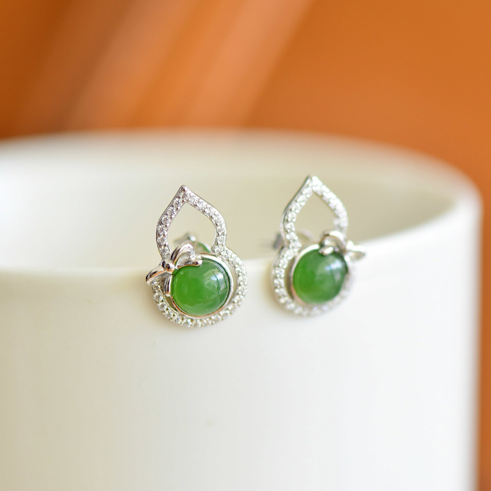 A Pair of Exquisite Sterling Silver Inlaid Jasper Gourd Earring,Inlaid Diamonds: A Pair of Exquisite Sterling Silver Inlaid Jasper Gourd Earring,Inlaid Diamonds,Size:6mmx6mm