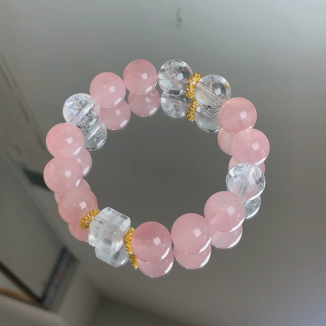 An Exquisite Crystal Bracelets - 9