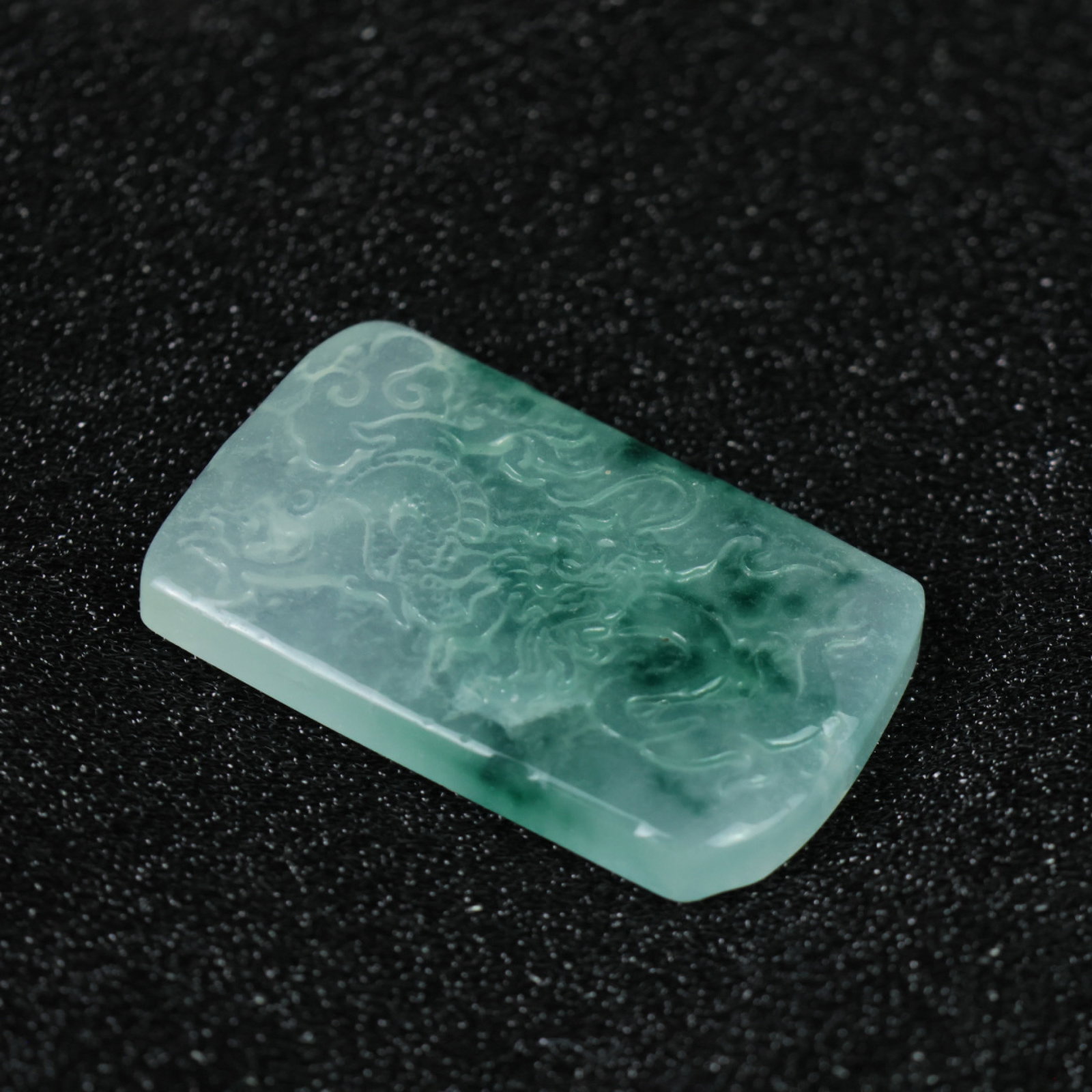 An Exquisite Jadeite Dragon Pattern Pendant - 6