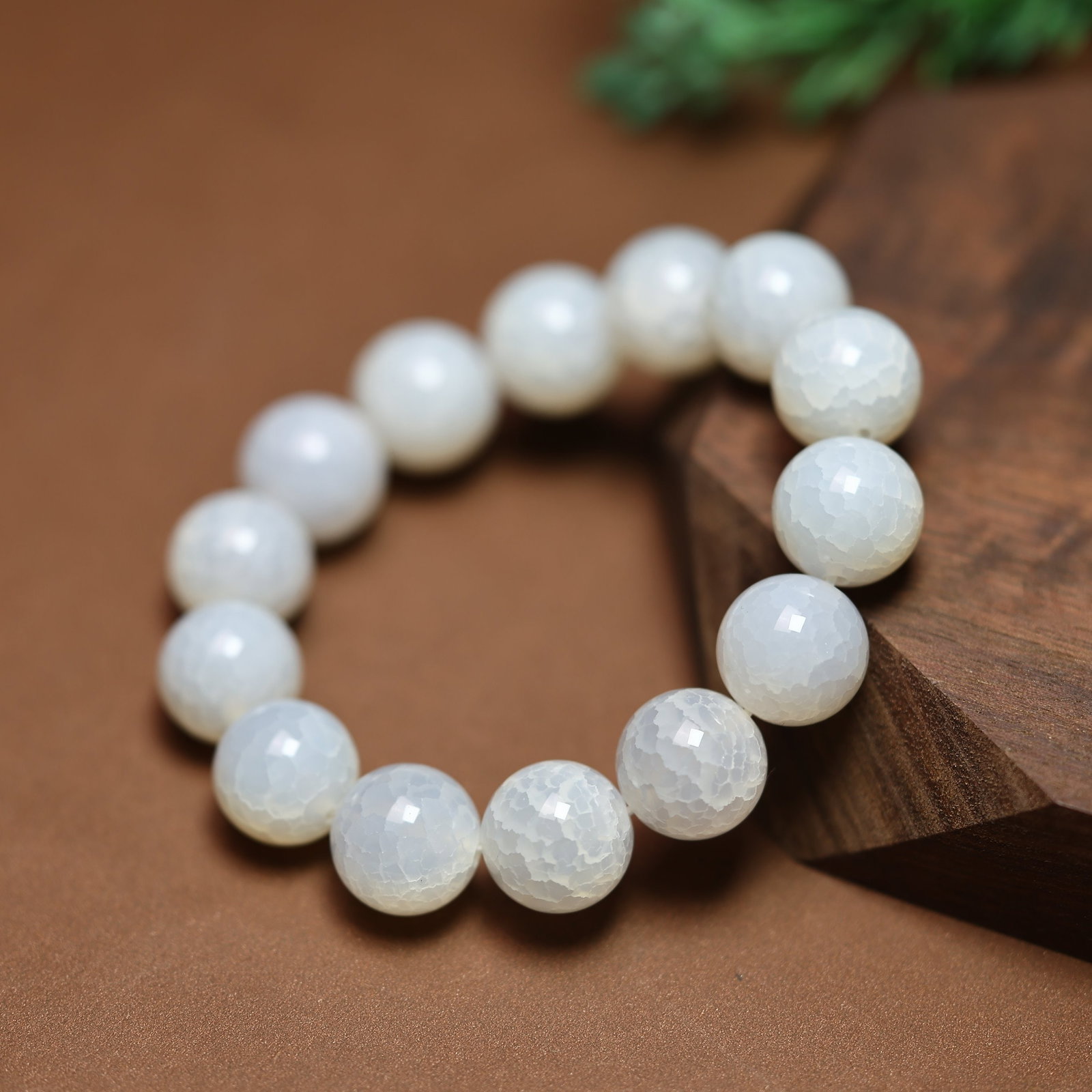 An Exquisite White Jade Bracelets - 4