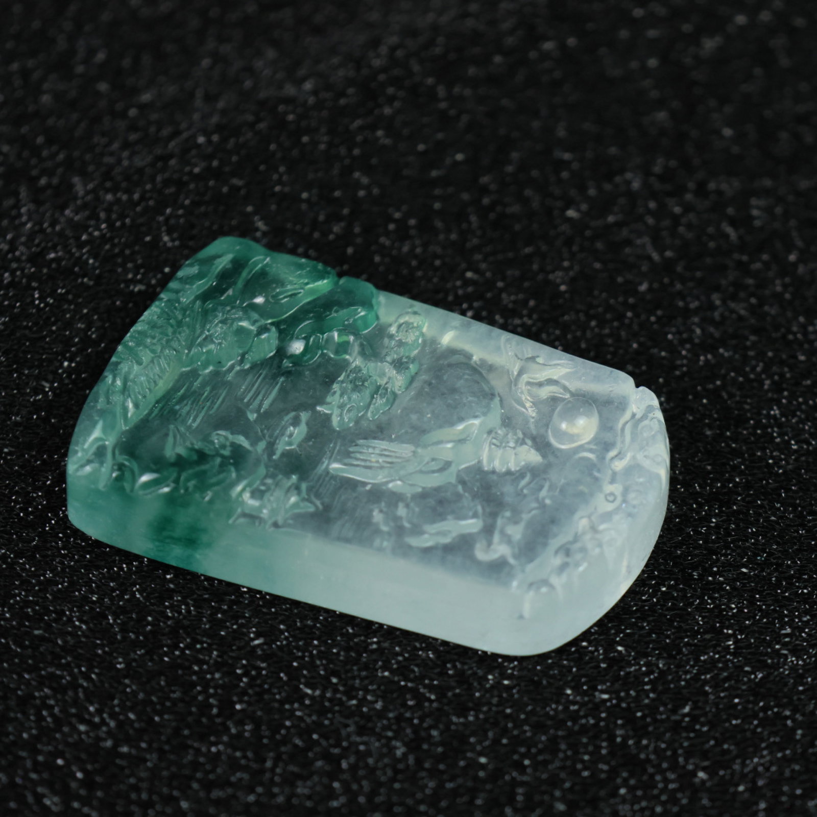 An Exquisite Jadeite Landscape Pattern Pendant - 6