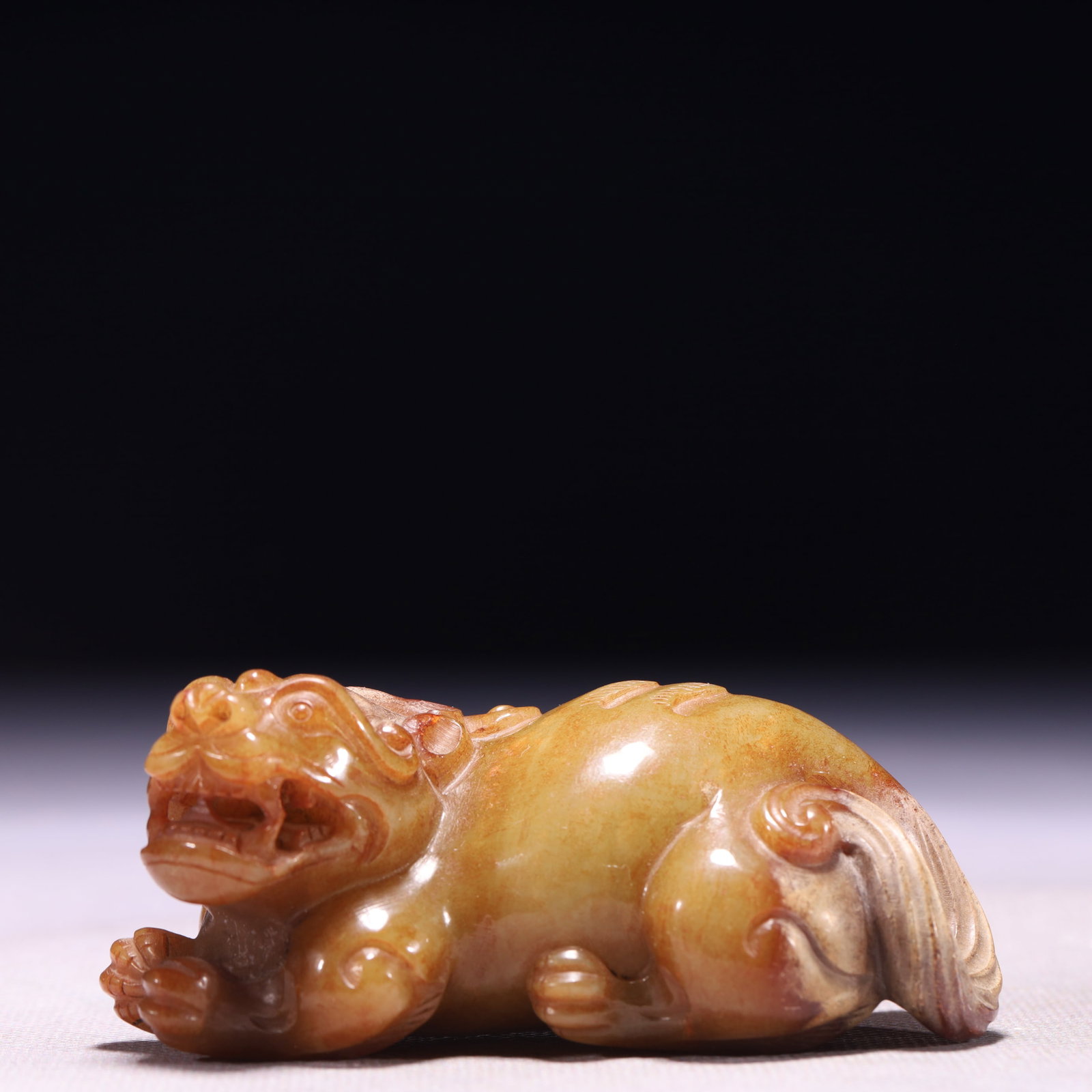 An Exquisite Archaic Jade Unicorn Ornament: An Exquisite Archaic Jade Unicorn Ornament,Ancient Time,China,Size:3.3inx1.6inx1.4in,Weight:209g