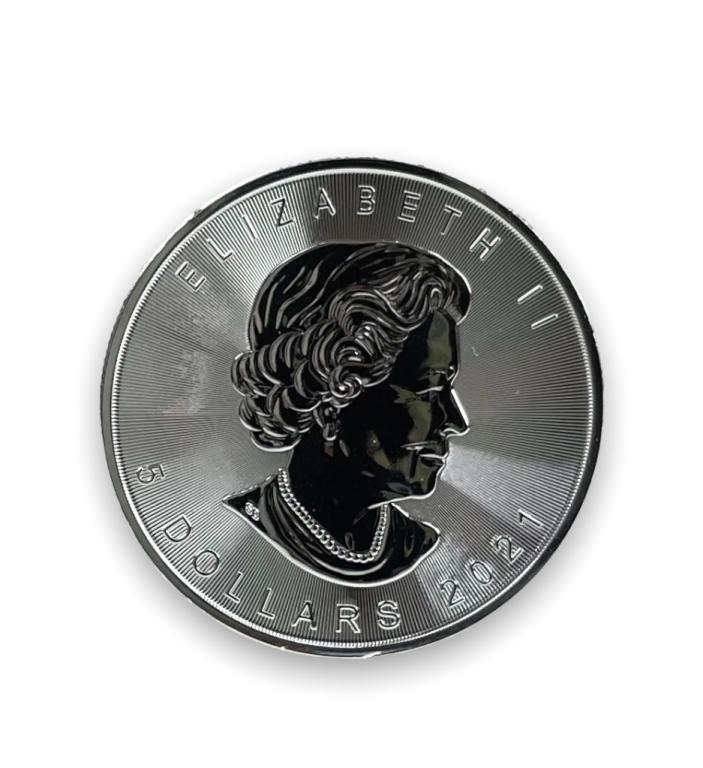 (40) Canadian $5 .999 Silver 1oz Coins (1 of 3)