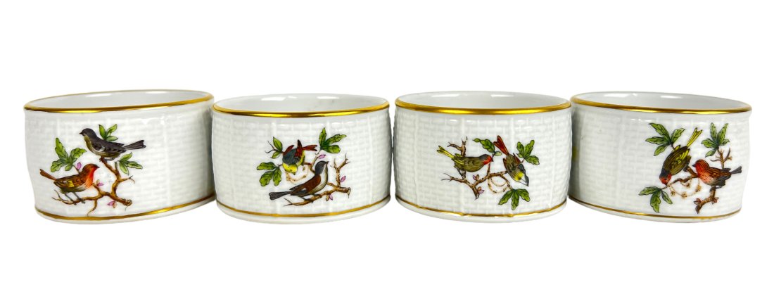 Herend Hand Painted Porcelain Napkin Ring: 2.25" Diameter Good condition no chips or cracks.