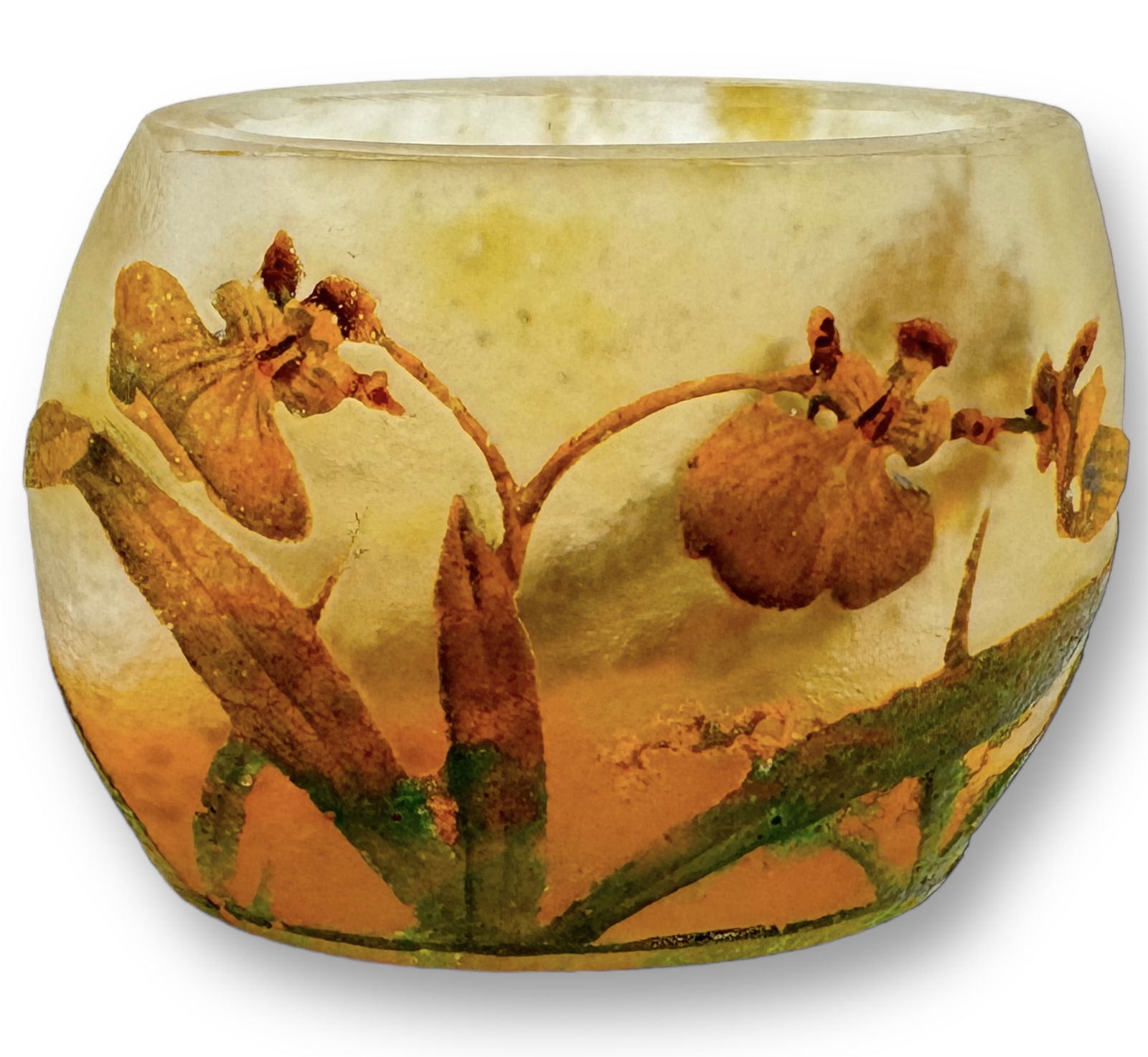 Nancy Daum Floral Cameo Vase (1 of 5)