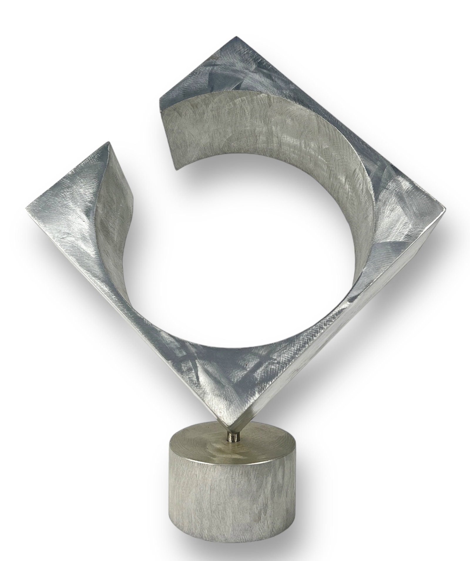 Bruce A. Niemi Metal Sculpture Signed: Size: 18 3/4" tall x 15 3/8" wide x 7" deep x 4 3/4" across at base Condition: Very Good