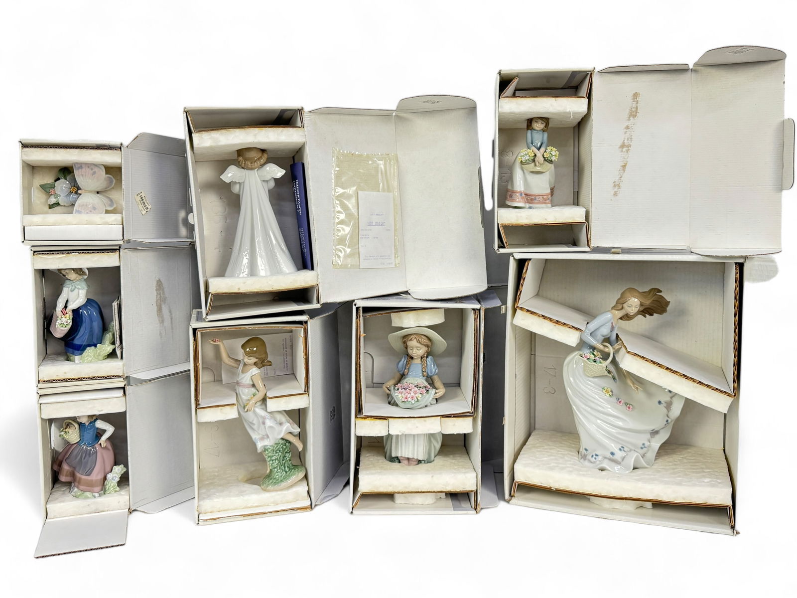 (8) Lladro Figures in Box (1 of 5)