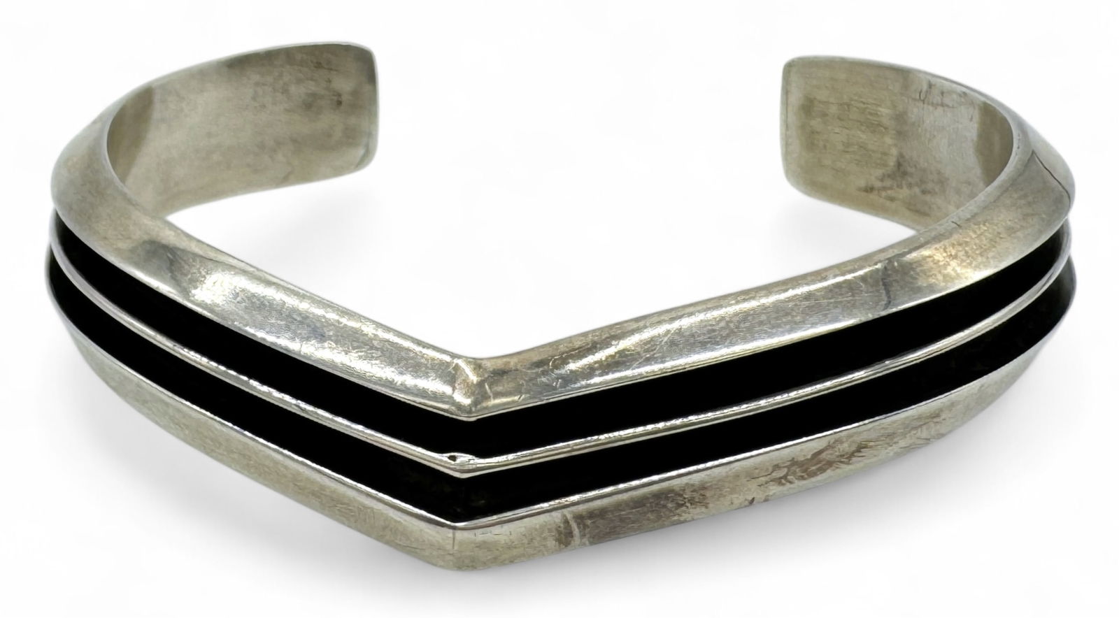Tom Hawk Sterling Silver Native American Cuff (1 of 4)