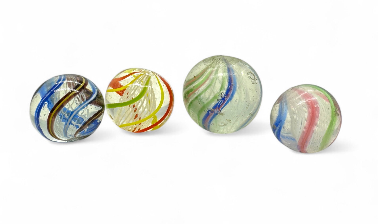 (4) Vintage Latticinio Core Swirl Marbles: Size: 14mm - 18.5mm Condition: light wear consistent with age