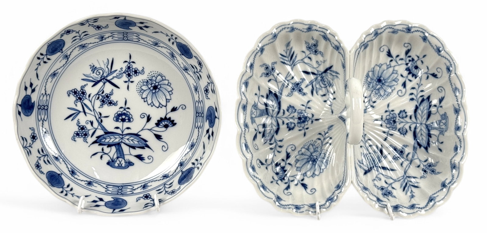 (2) Meissen "Blue Onion" Serving Dishes: Blue crossed sword mark on bottom as well as stamped numbers (see photos) Bowl: 9 7/8" diameter Divided Dish: 11 1/2" x 9 5/8" diameter Condition: overall good condition, no signs