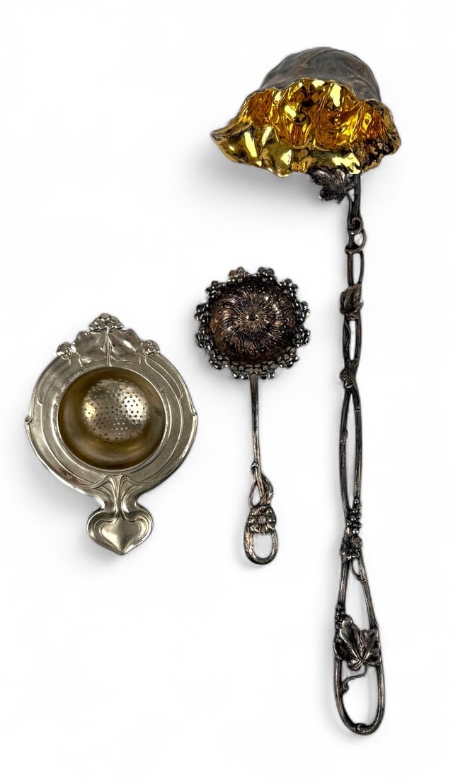 WMF Art Nouveau Silverplated 15" Punch Ladle (1 of 4)