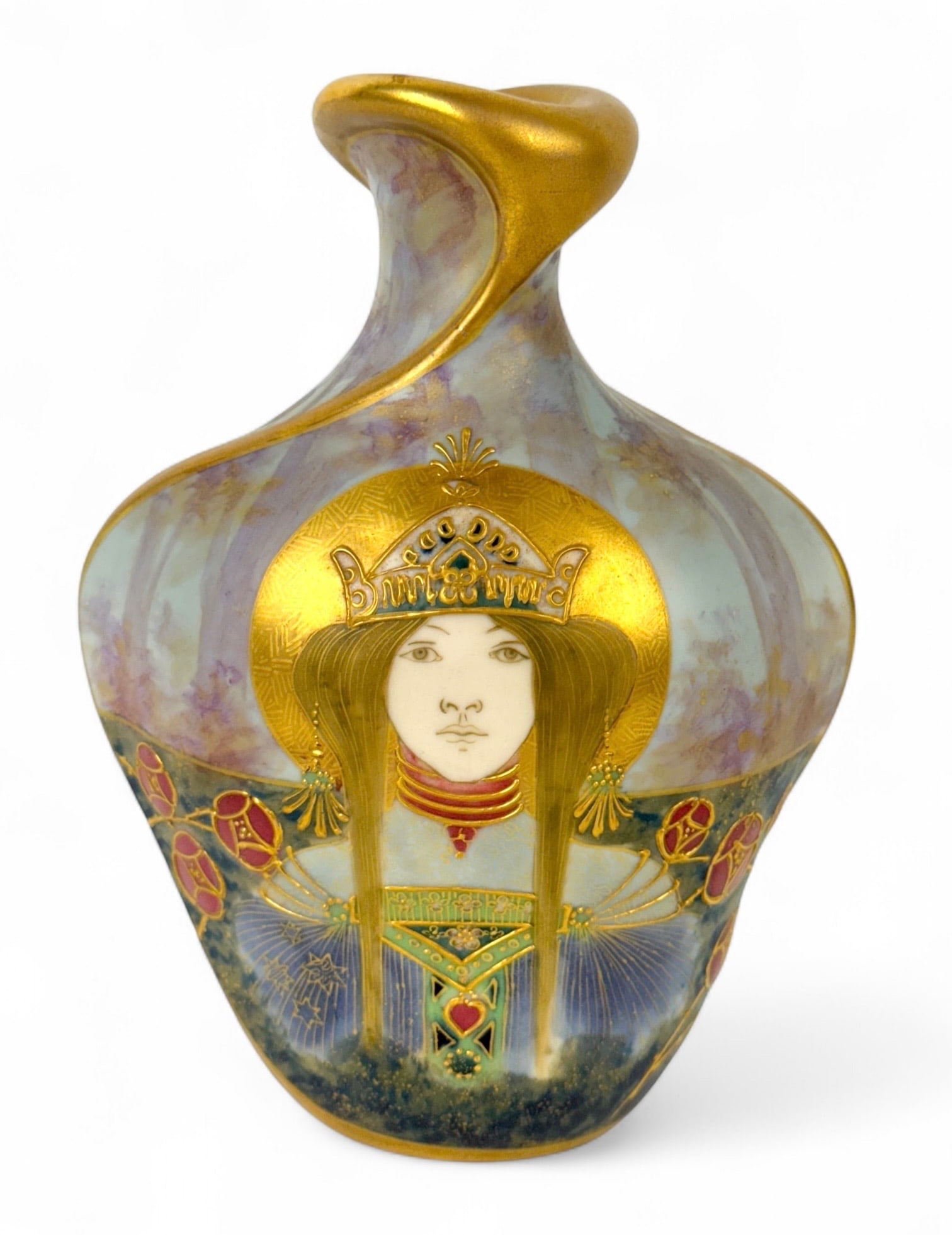 Turn Teplitz Amphora "Summer Queen" Vase: Marked on the bottom: Turn-Teplitz for Reissner, Stellmacher, & Kessel. Numbered 581 49 Height: 7" Condition: Very good with no chips or cracks. History: Created by Amphora Porcelain Wo