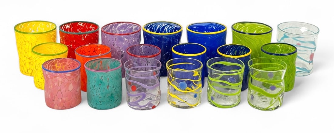 (19pc) Pean Doubulyu Wonkie Jimmie Glasses (1 of 11)