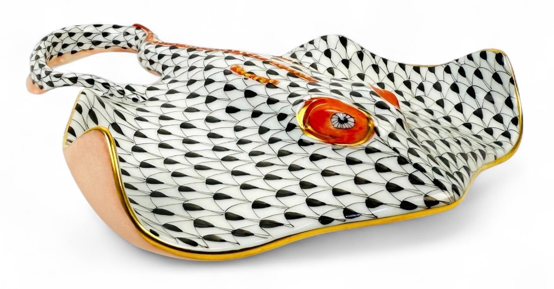 Herend Black Fishnet Stingray (1 of 5)