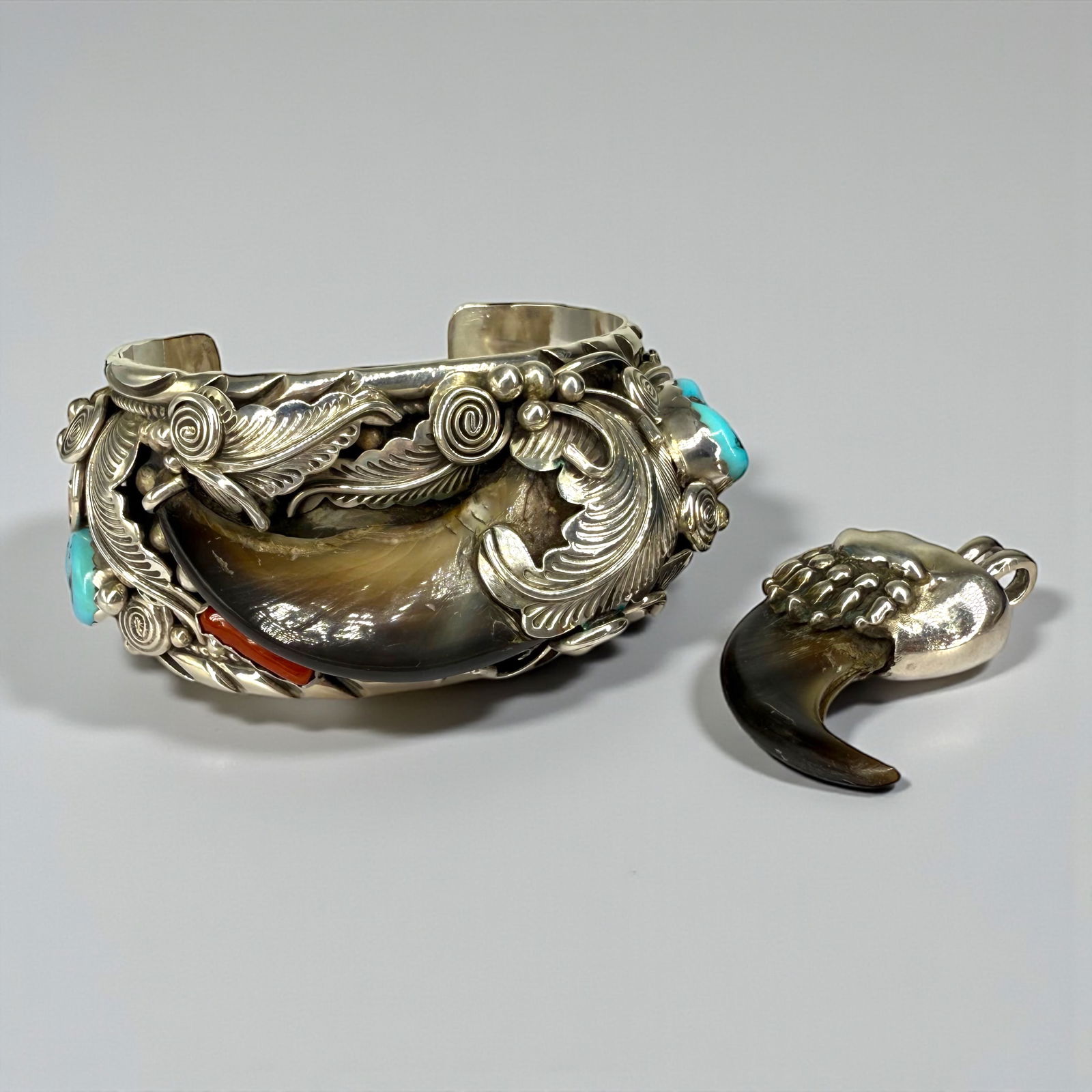 E. Etsitty Turquoise Coral & Bear Claw Cuff & Pendant Set (1 of 6)